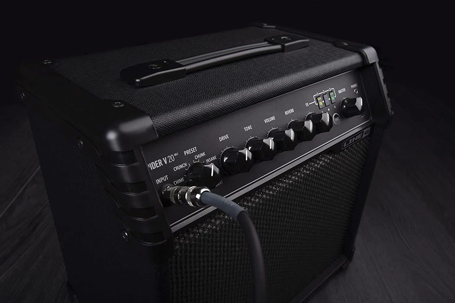 Amplificatore per chitarra Yamaha Line 6 Spider V 20 MkII in nero - Amplificatore da 20 W con altoparlante da 8 pollici, 16 toni preimpostati e 3 effetti simultanei