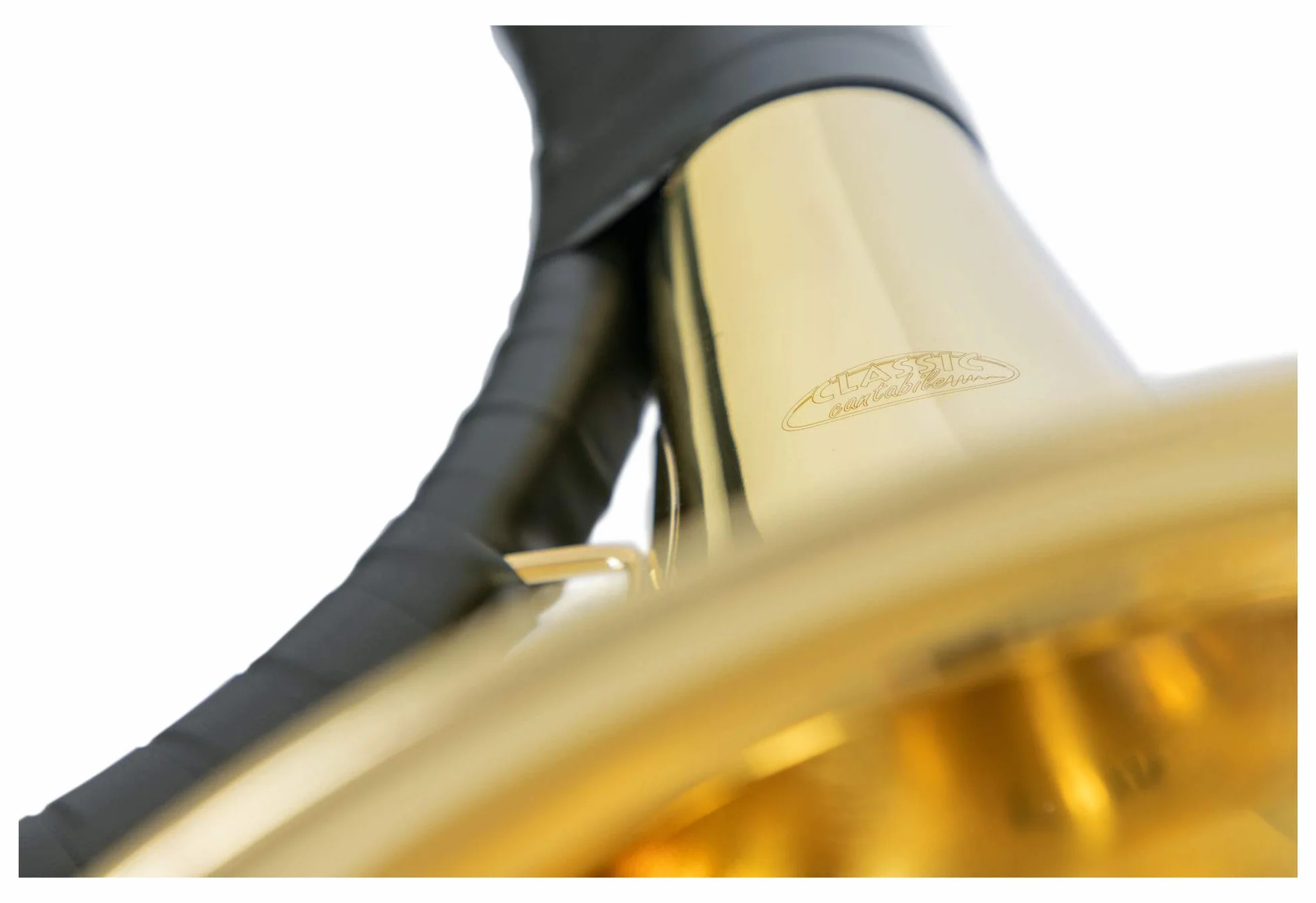 Classic Cantabile PH-400 Bb Corno Parforcehorn Jagdhorn, Senza valvole | Strumento a tono naturale, Accordatura: Bb, Con chiusura a strappo, A due giri, Ottone, Verniciato trasparente, Foro: 8, 0 mm