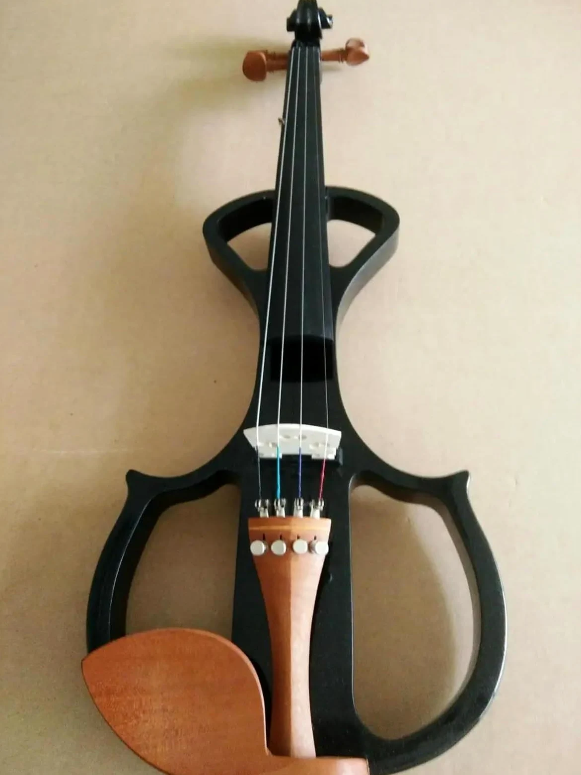 Violino Violino Elettrico Di Livello Professionale 4/4 | Realizzato a mano in legno di giuggiola