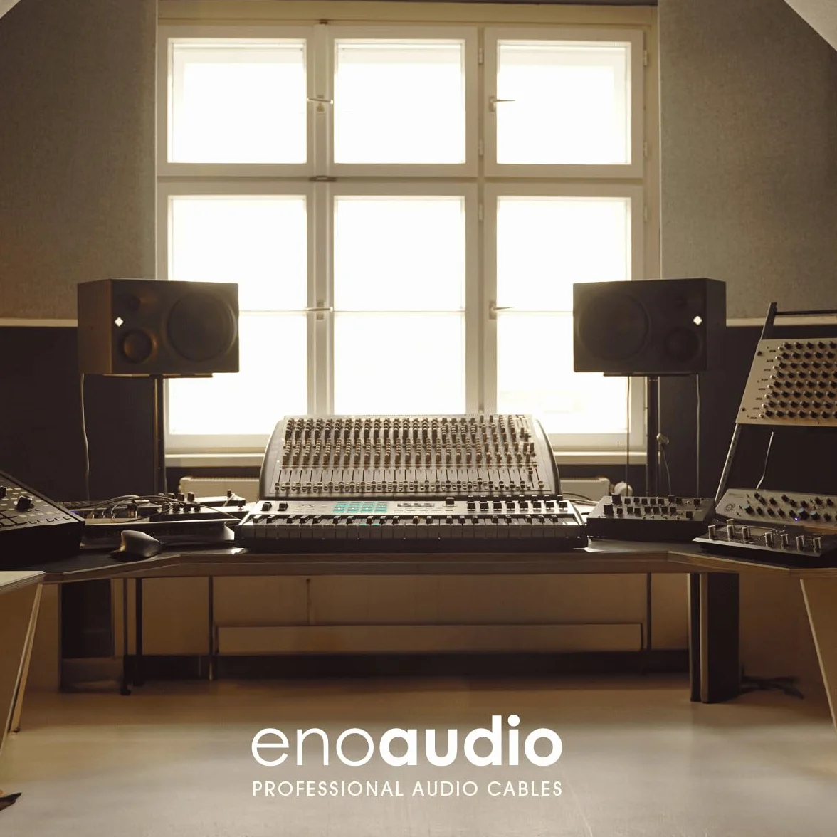 enoaudio Mogami 2534 Quad Cavo Coppia (L,R) professionale bilanciato | Neutrik Gold 6,3mm TRS – XLR maschio | HiFi - 7,0 m