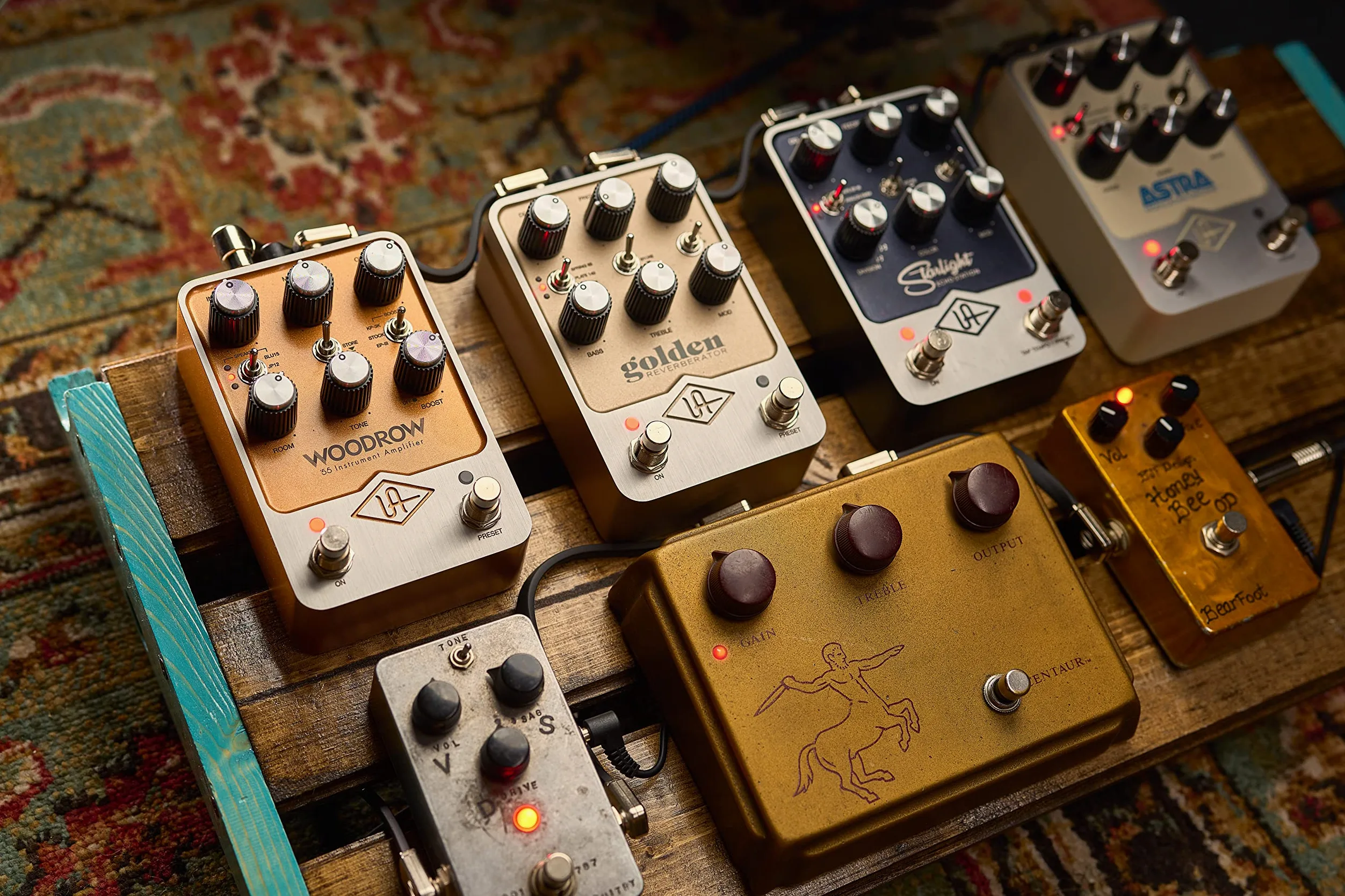 Universal Audio Woodrow '55 Instrument Amplifier Pedal