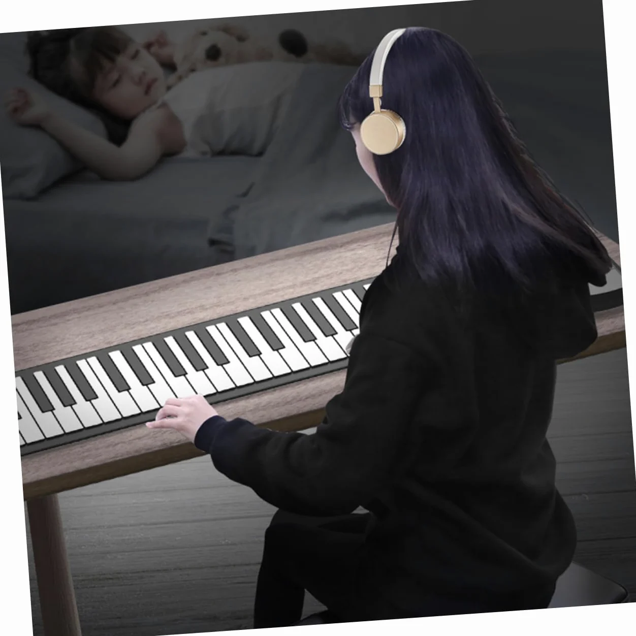 Pianoforte Elettronico Arrotolabile Pieghevole 61 Tasti in Silicone | Nero e Bianco, Portatile e Facile da Riporre, Sensazione Comoda al Tatto