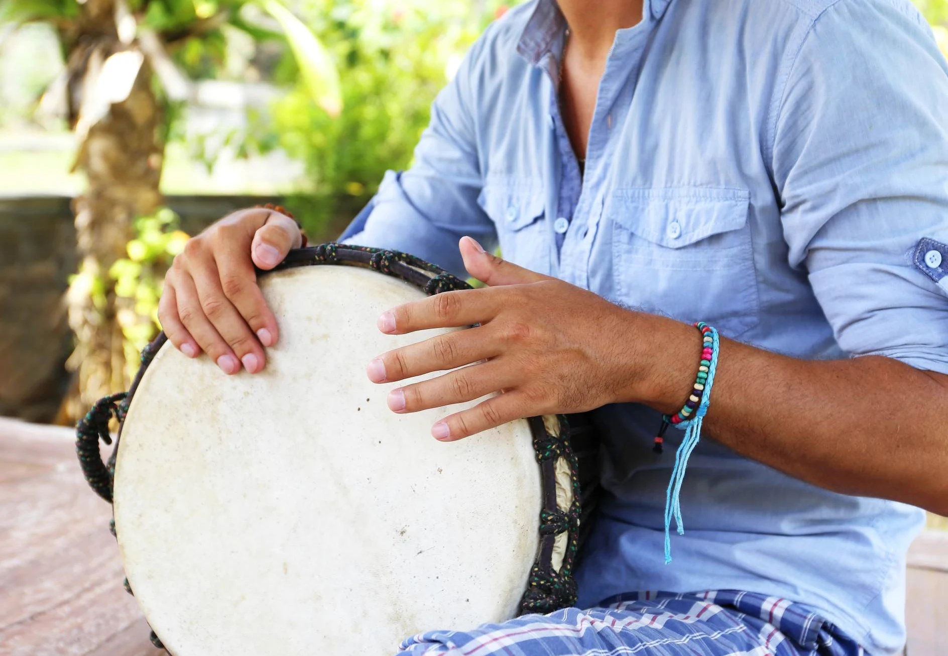 30cm tamburo djembe professionale bongo drum bush drum percussioni motivo colorato stile Africa - (per bambini in età da scuola materna)