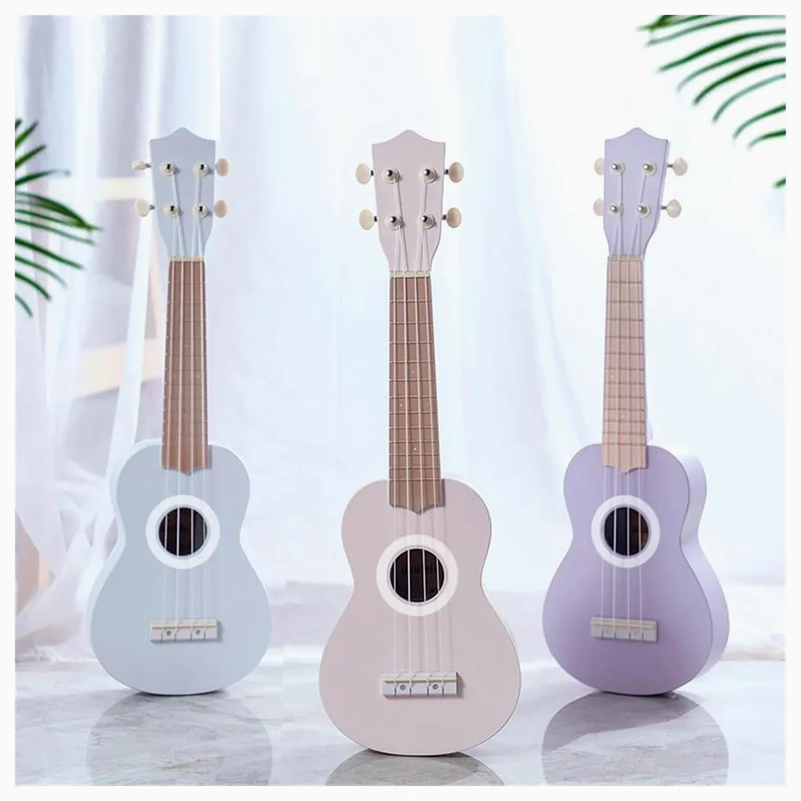 Chitarra Ukulele Professionale A Quattro Corde Da 23 Pollici Per Principianti Realizzata In Materiale ABS Ukulele
