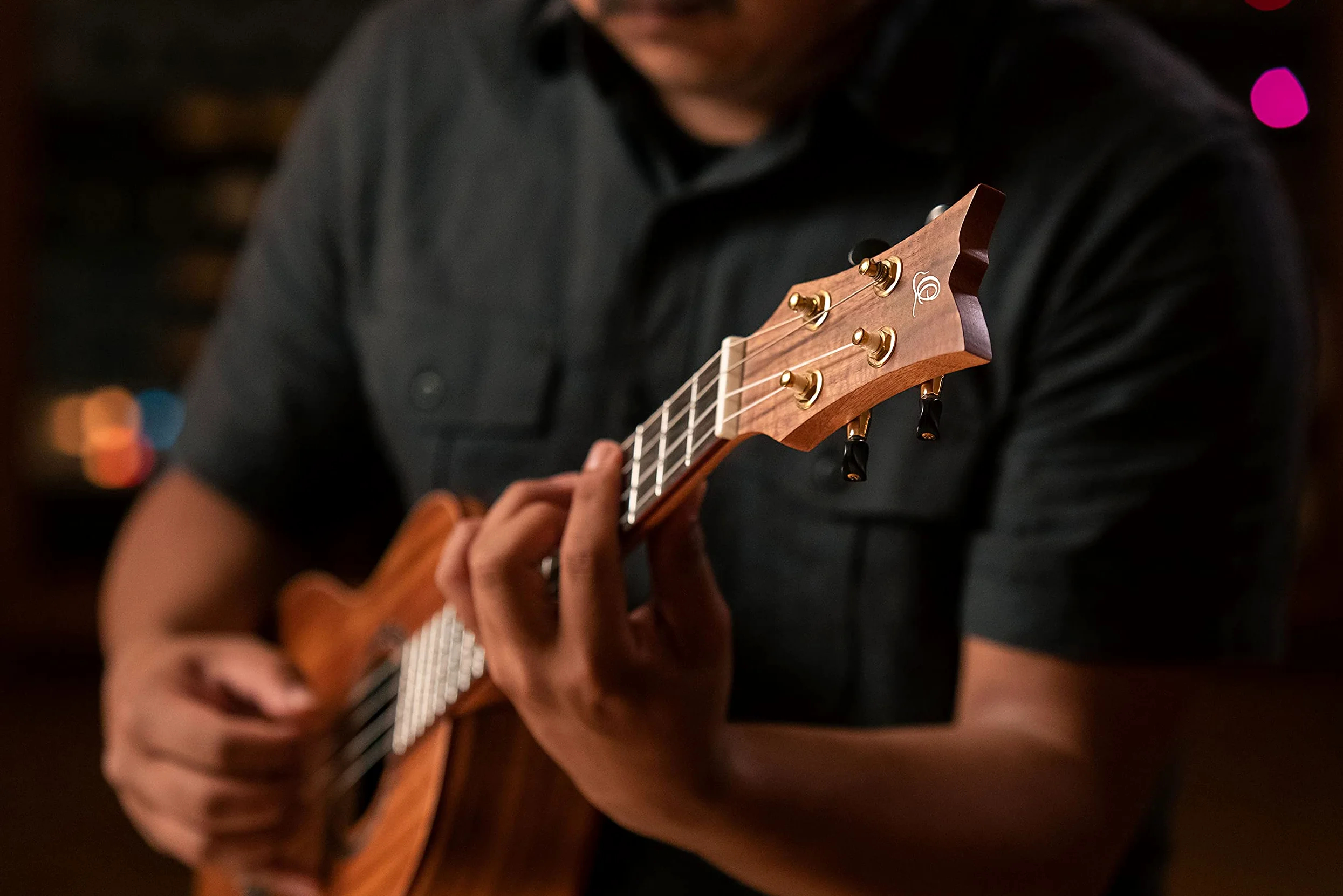 Ortega Guitars Baritone Ukulele Acustico – Timber Series – Gig Bag Inclusa – Acacia, Natural (RUACA-BA)