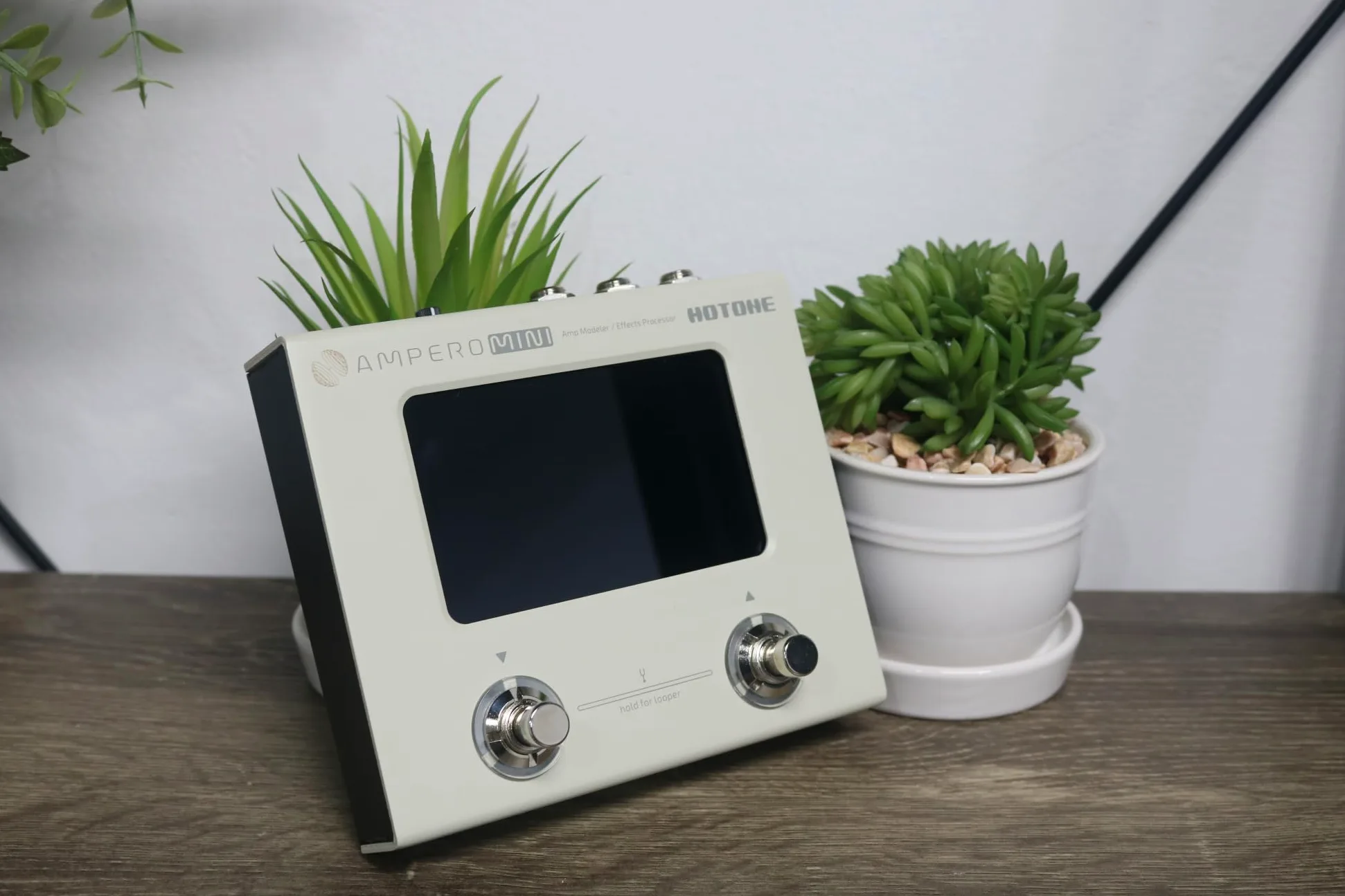Hotone Processore multieffetto per chitarra basso elettrico Touchscreen Modellatore di amplificatori elettrico Simulazione di cabine IR Interfaccia audio USB Stereo OTG Ampero Mini (Vanilla)