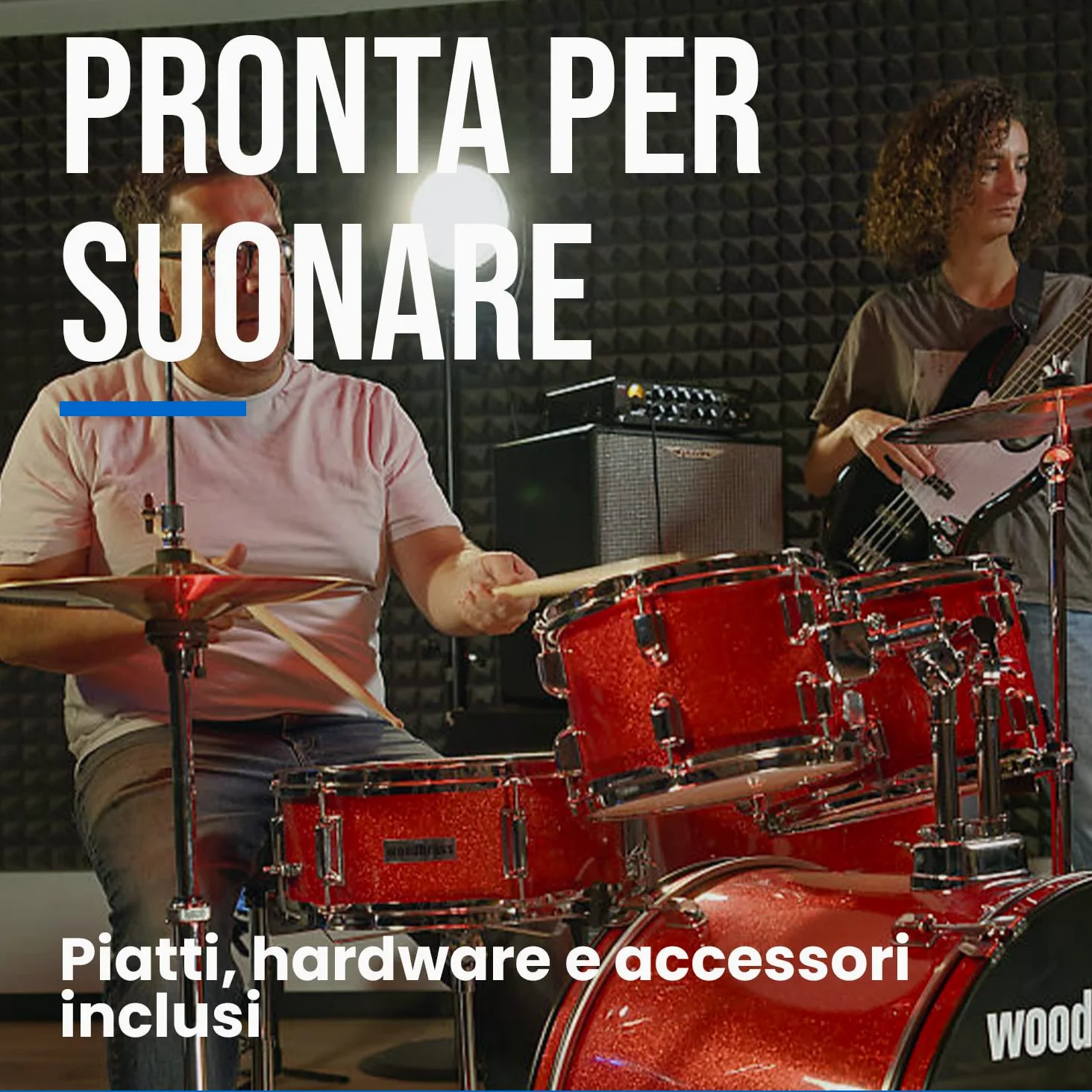 Woodbrass AD100 - Batteria nera lucida, ideale per principianti, pronta all'uso, accessori inclusi - Kit batteria acustica completa fusti di pioppo