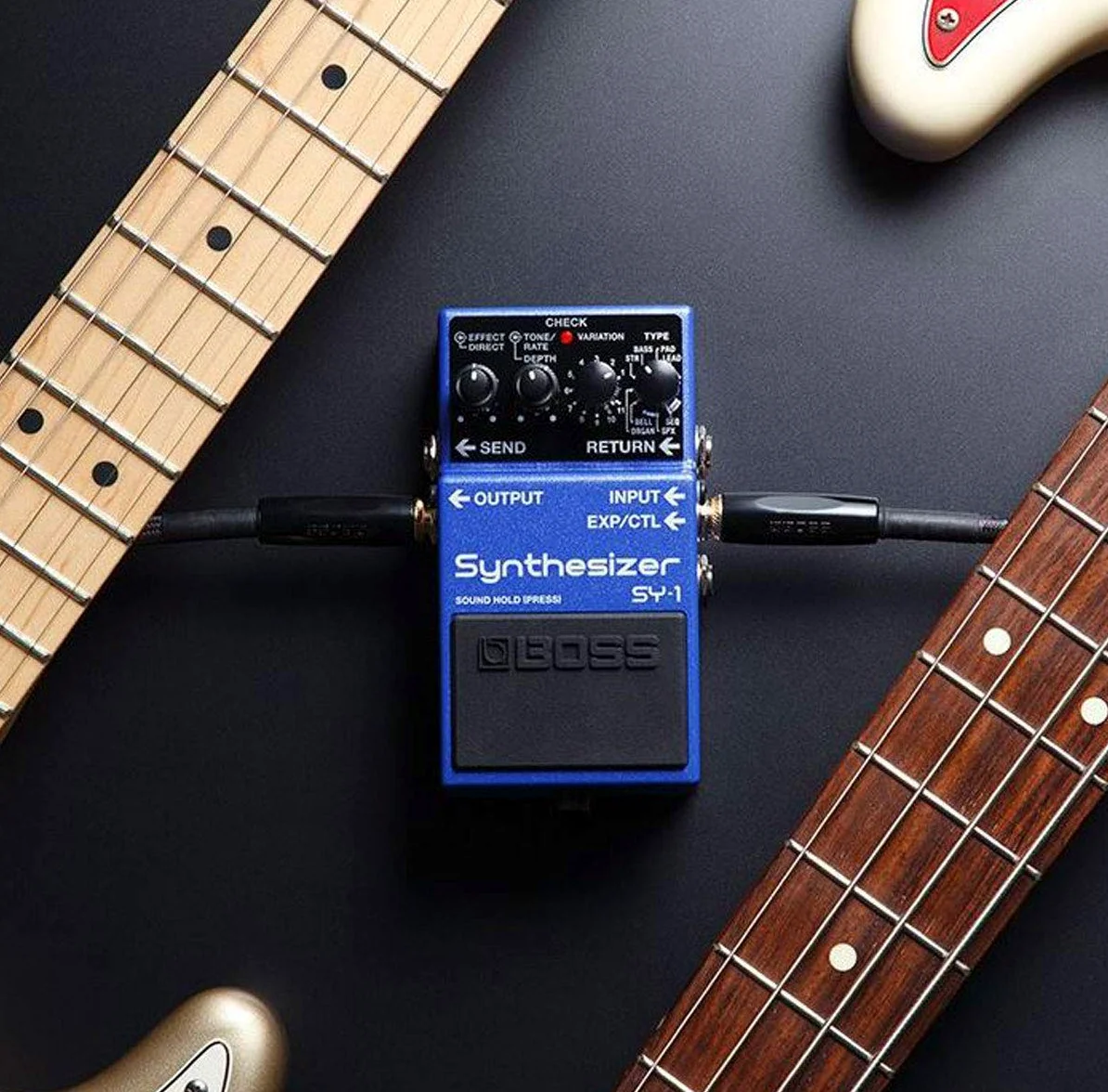Boss SY-1 - Dispositivo effetto sintetizzatore per chitarra e basso + alimentatore keepdrum
