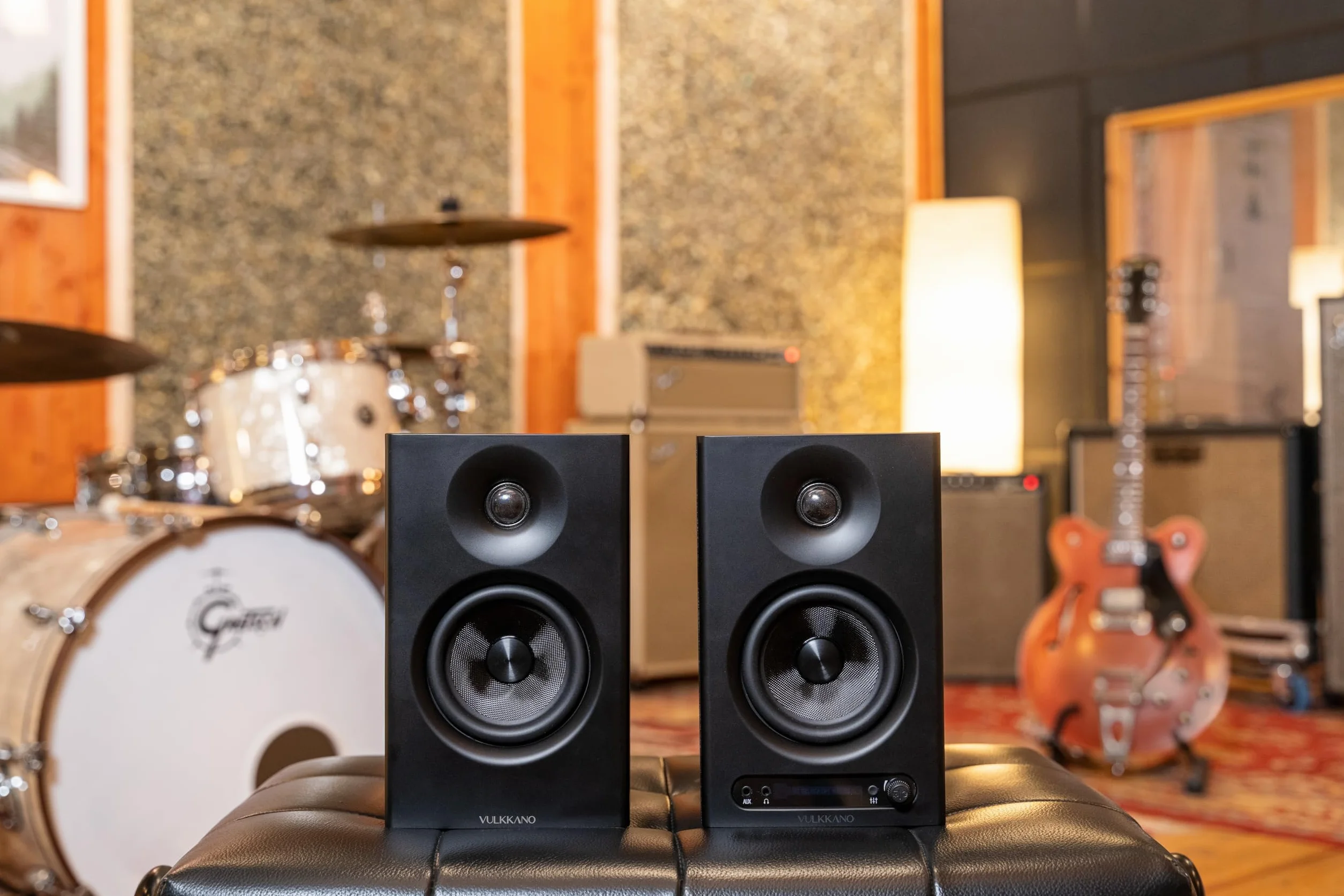 VULKKANO PRO4 Casse Monitor Studio con Woofer da 4”, Bluetooth, Ingresso Bilanciato TRS, RCA, Uscita per Cuffie, AUX, Ottica, Regolazioni EQ, Casse per PC