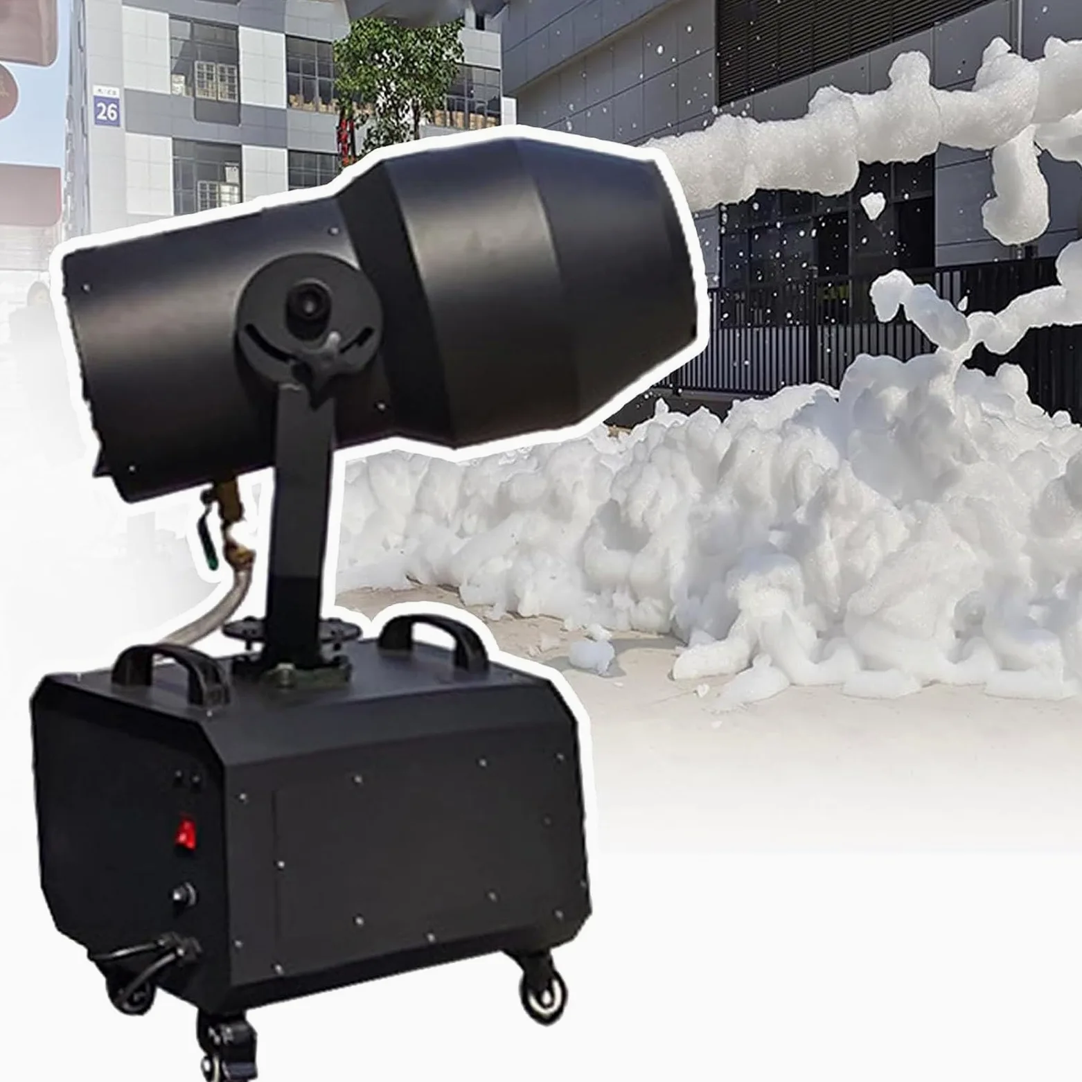 Macchina per schiuma esterna per effetti scenici, attrezzatura DJ ad alta potenza con copertura di 60㎡ e distanza di spruzzo 6-8 m per feste ed eventi di Natale