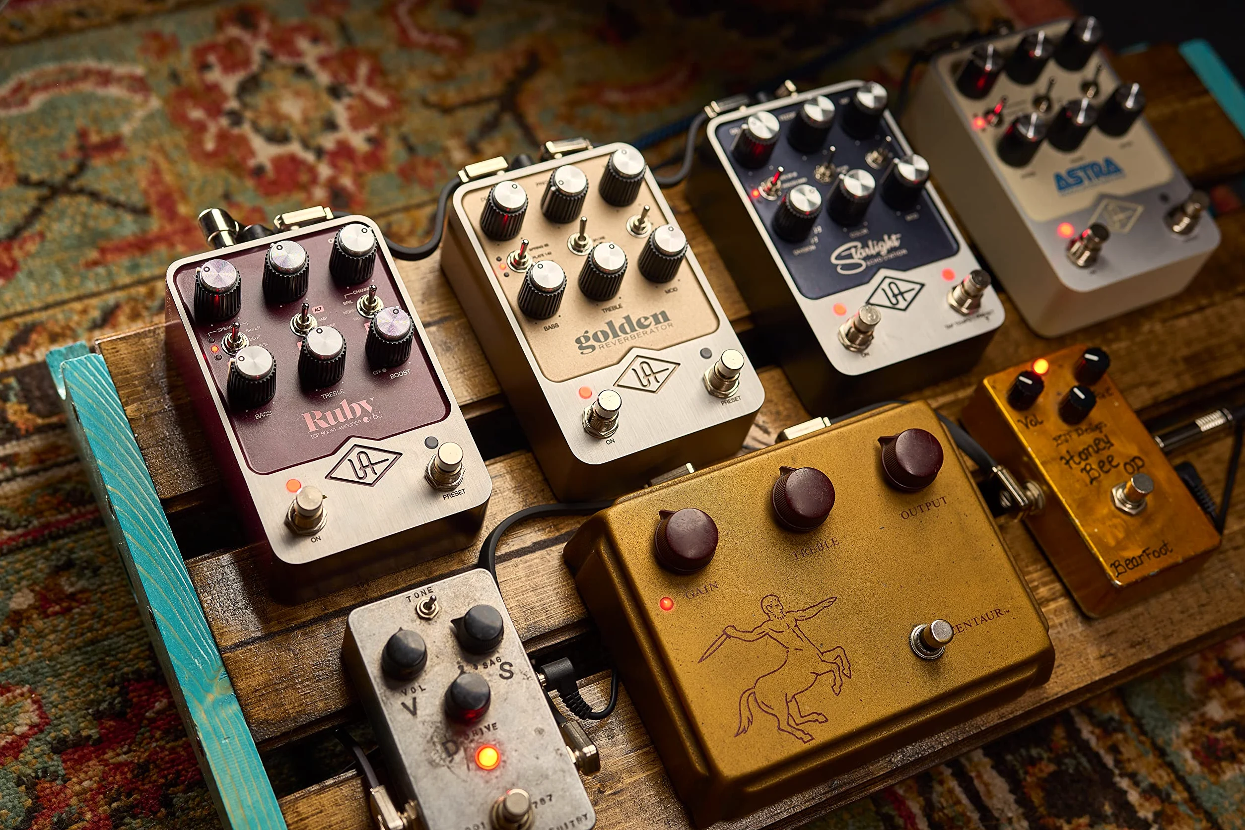 Universal Audio Ruby '63 Top Boost Amplifier Pedal