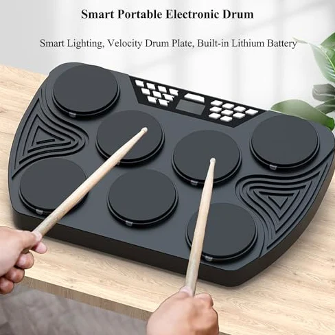 Batteria elettronica con 7 pad sensibili alla velocità e 2 altoparlanti stereo integrati, ideale per principianti e bambini in età scolare