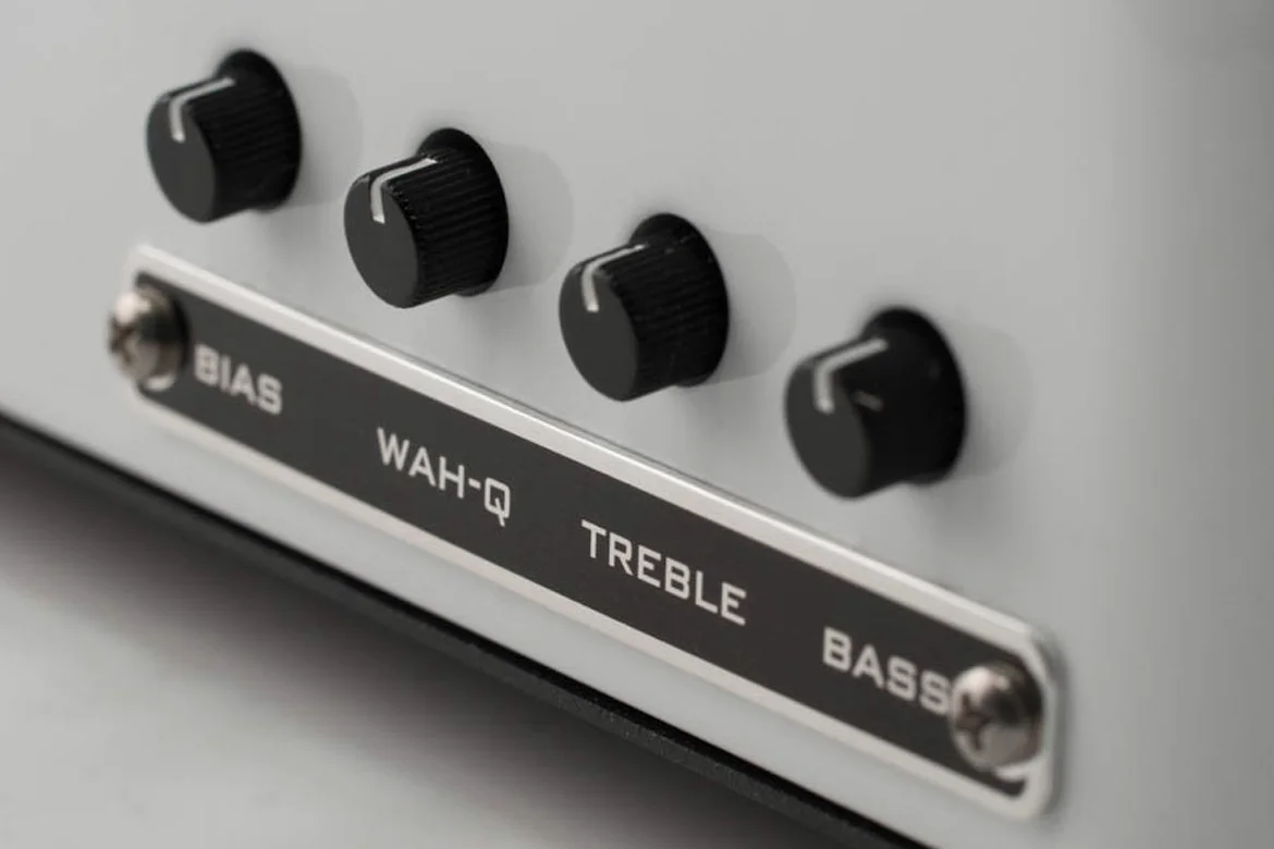 XW-1 Wah