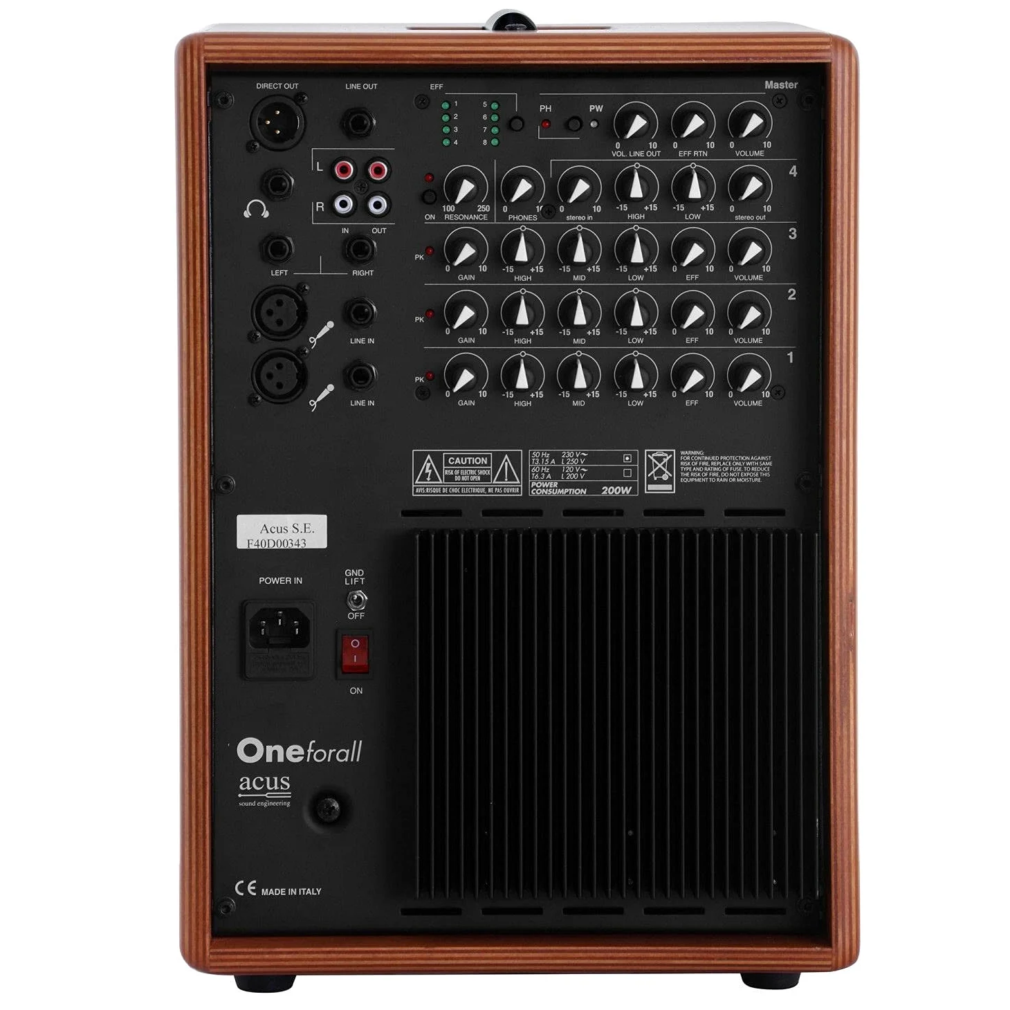 OneForAll amplificador compacto 200W y 3 entradas.