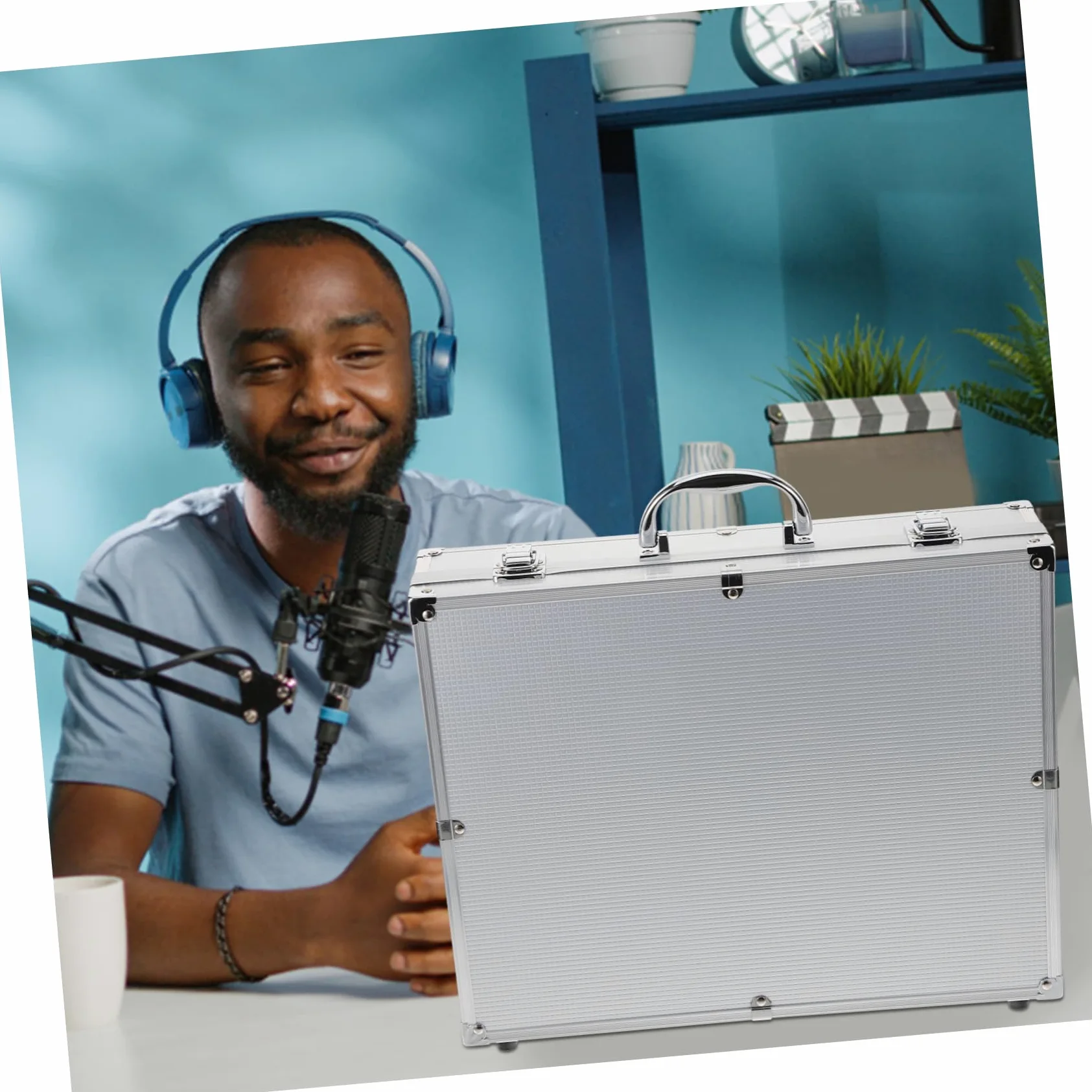 SUPVOX Custodia Rigida Capacità 4 Microfoni per Microfono Wireless con Maniglia Protezione Antipolvere Stabile in Lega di Alluminio con Schiuma per Viaggi