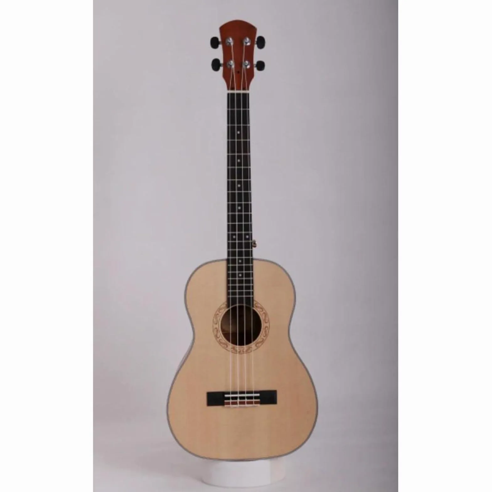 Ukulele Strumento Musicale Ukulele Baritono Da 30 Pollici Con Parte Superiore In Abete Corpo In Legno Di Sapele 4 Corde Ukulele Strumento Per Chitarra