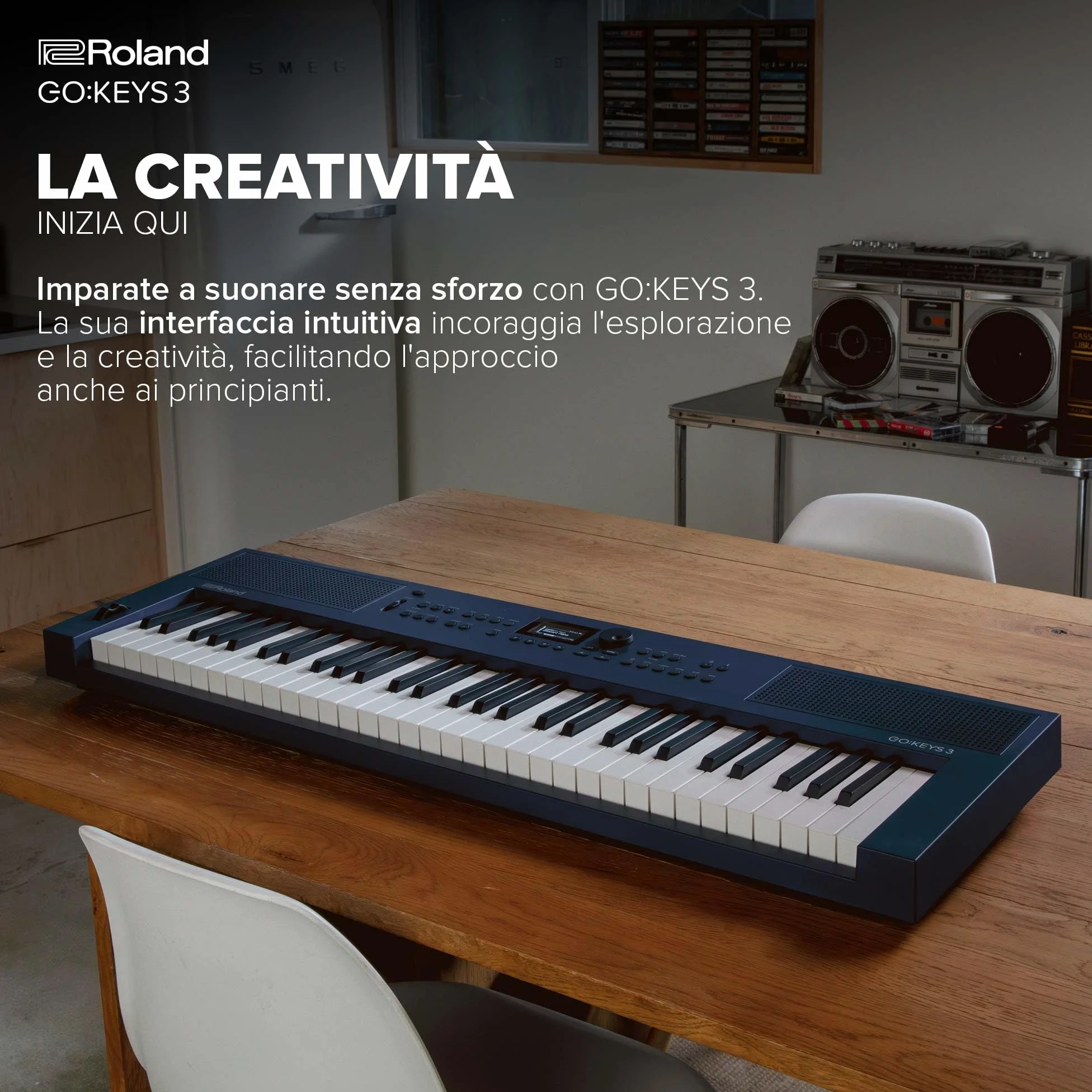 Roland GO:KEYS 3 Music Creation Keyboard | Tastiera a 61 Note | Generatore ZEN-Core con Oltre 1.000 Suoni Integrati | Diffusori Stereo Incorporati | Supporto di Audio/MIDI Bluetooth – Midnight Blue
