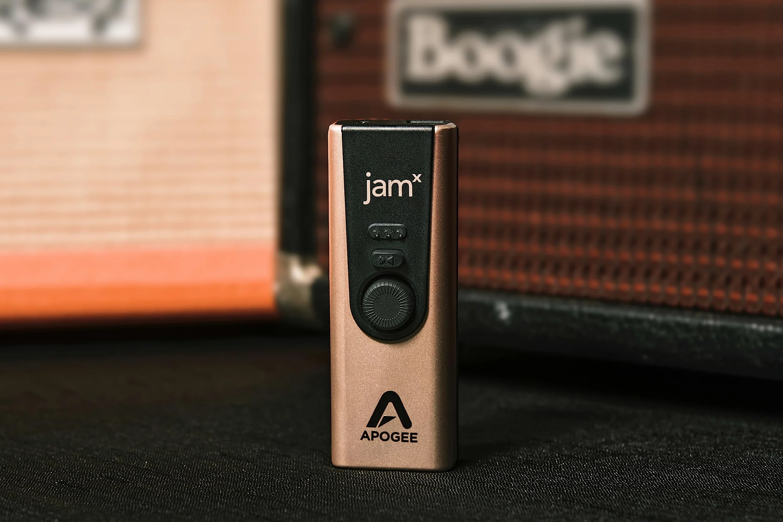 Apogee Jam X - Interfaccia audio USB per chitarre e strumenti portatili per iOS, macOS e PC, Ableton Live Lite gratuito, DSP neurale Tim Henson versione di prova estesa