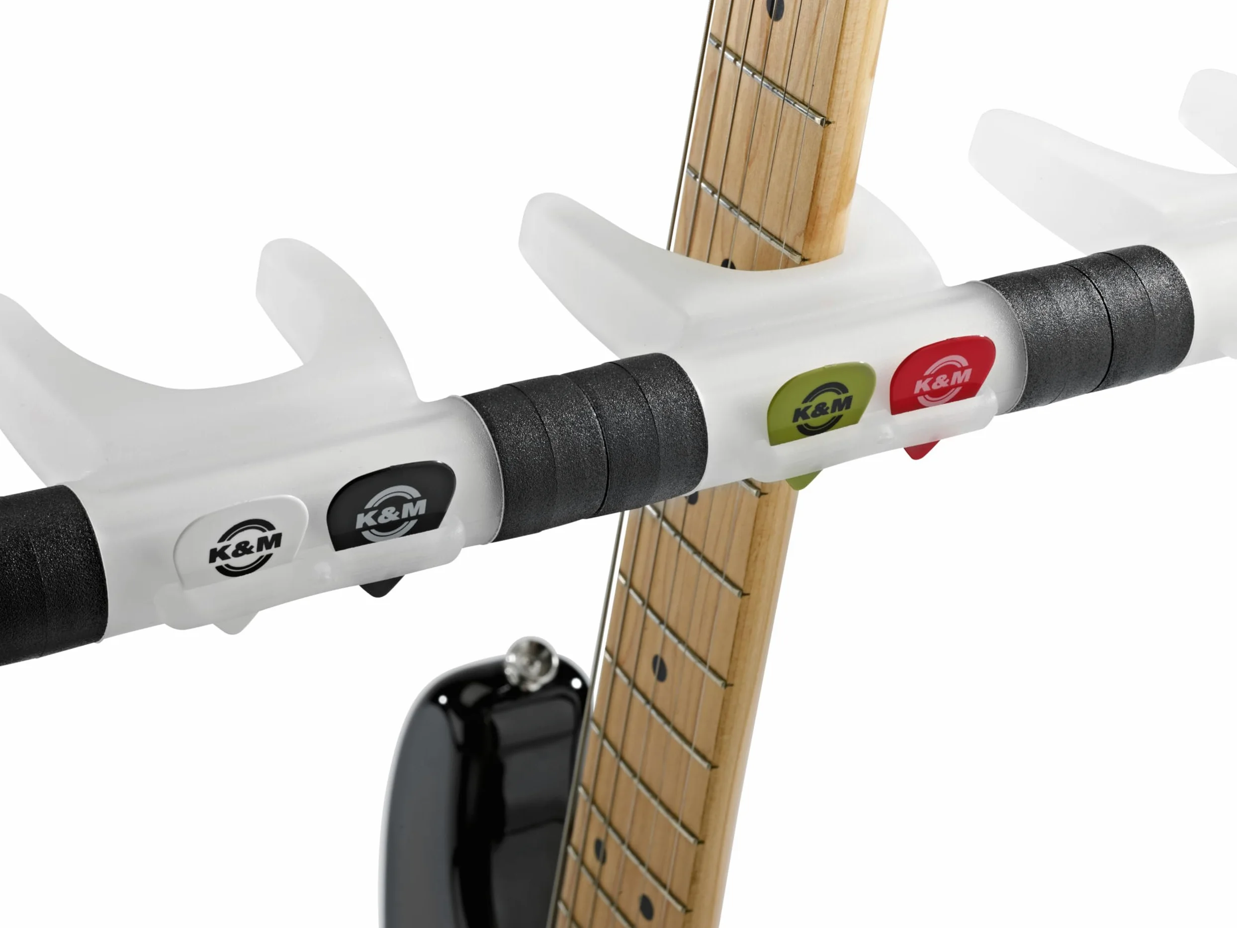 K&M 17525 Supporto per chitarra elettrica Guardian 5 a 5 scomparti neri con elementi trasparenti - utile per vernici nitro