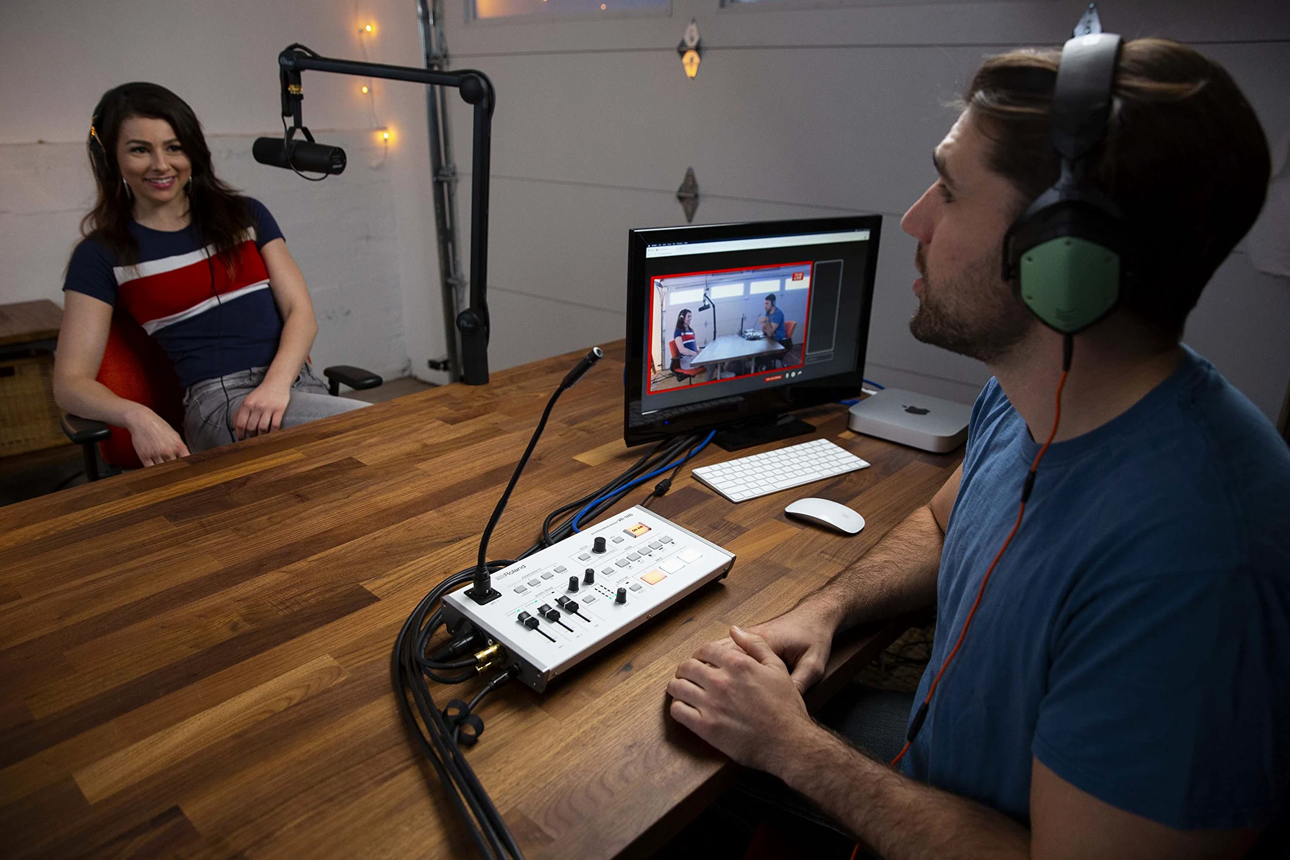 Roland VR-1HD AV Streaming Mixer, progettato per il broadcasting live