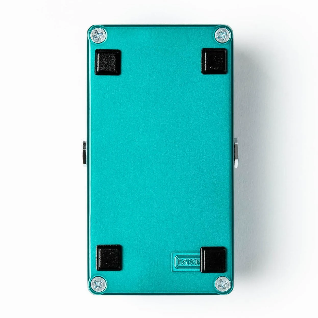 MXR – Pedale per Basso con Tecnologia Analogica Bucket-Brigade, Controlli Bass/Treble, Modalità Chorus e Flanger, Uscita Stereo TRS, True Bypass (M83 Bass Chorus Deluxe)
