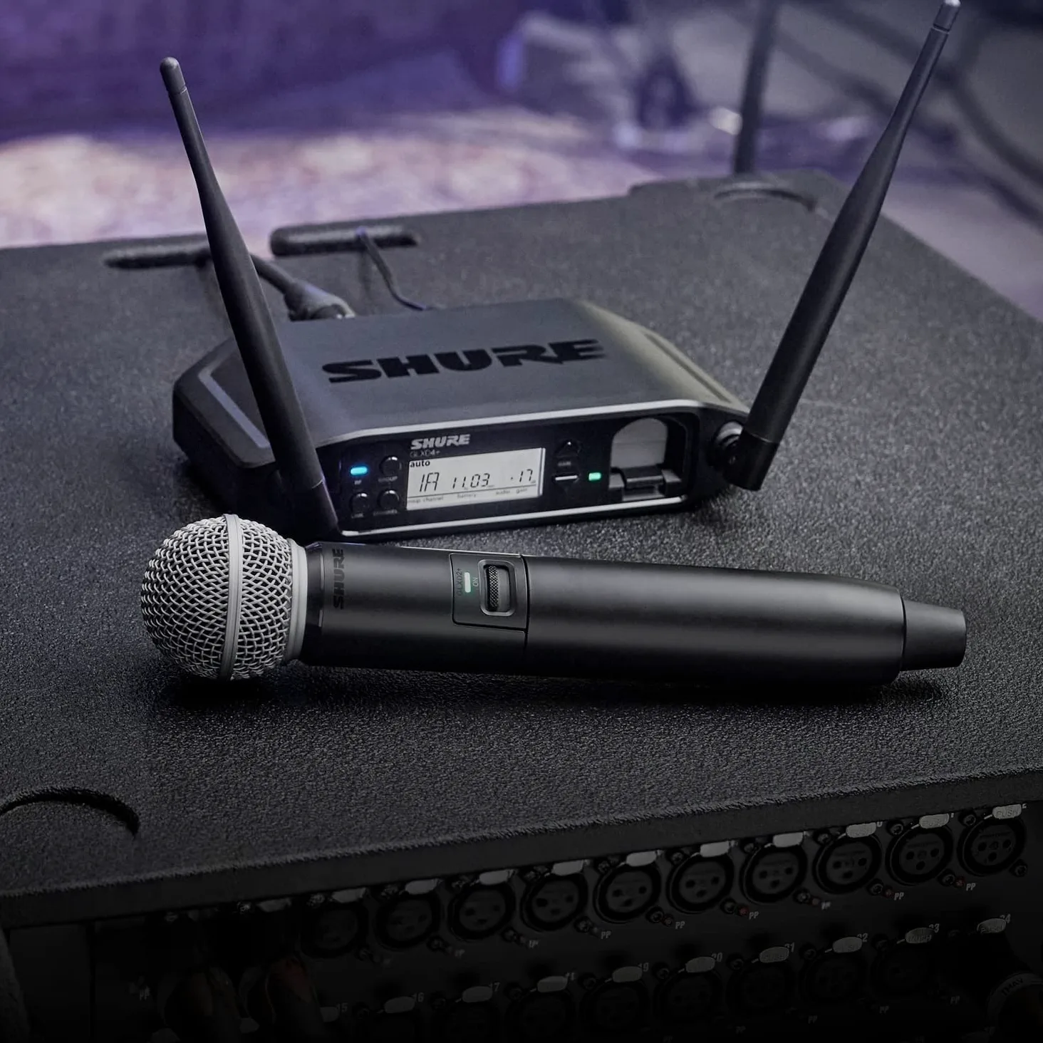 Shure GLXD24+/SM58 Microfono wireless digitale professionale per chiesa, karaoke, voci, durata batteria 12 ore, raggio 30m, Microfono vocale a mano SM58, ricevitore singolo canale