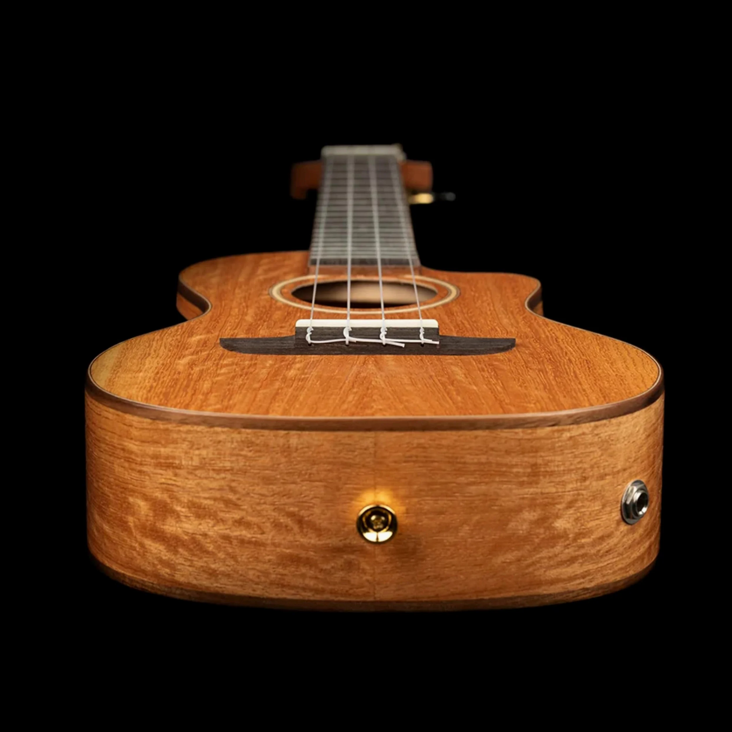 Ortega Guitars Ukulele Concerto Elettro-Acustico – Horizon Series – Gig Bag Inclusa – Mango, Natural (RUMG-CE)