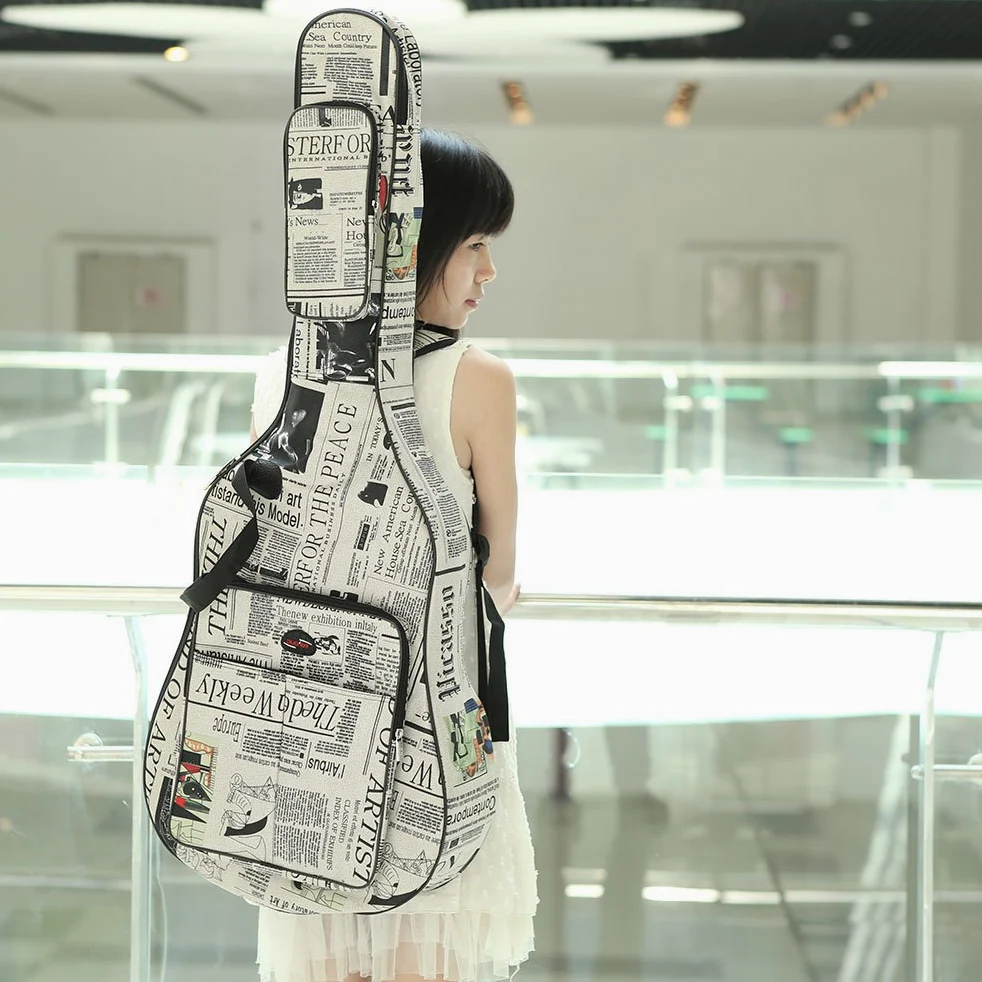 Btuty Custodia per chitarra da 104 cm, in tessuto Oxford 600D impermeabile, stile giornale, doppia cucitura, con cinghie imbottite, custodia per chitarra acustica classica folk da 104 cm, bianco e