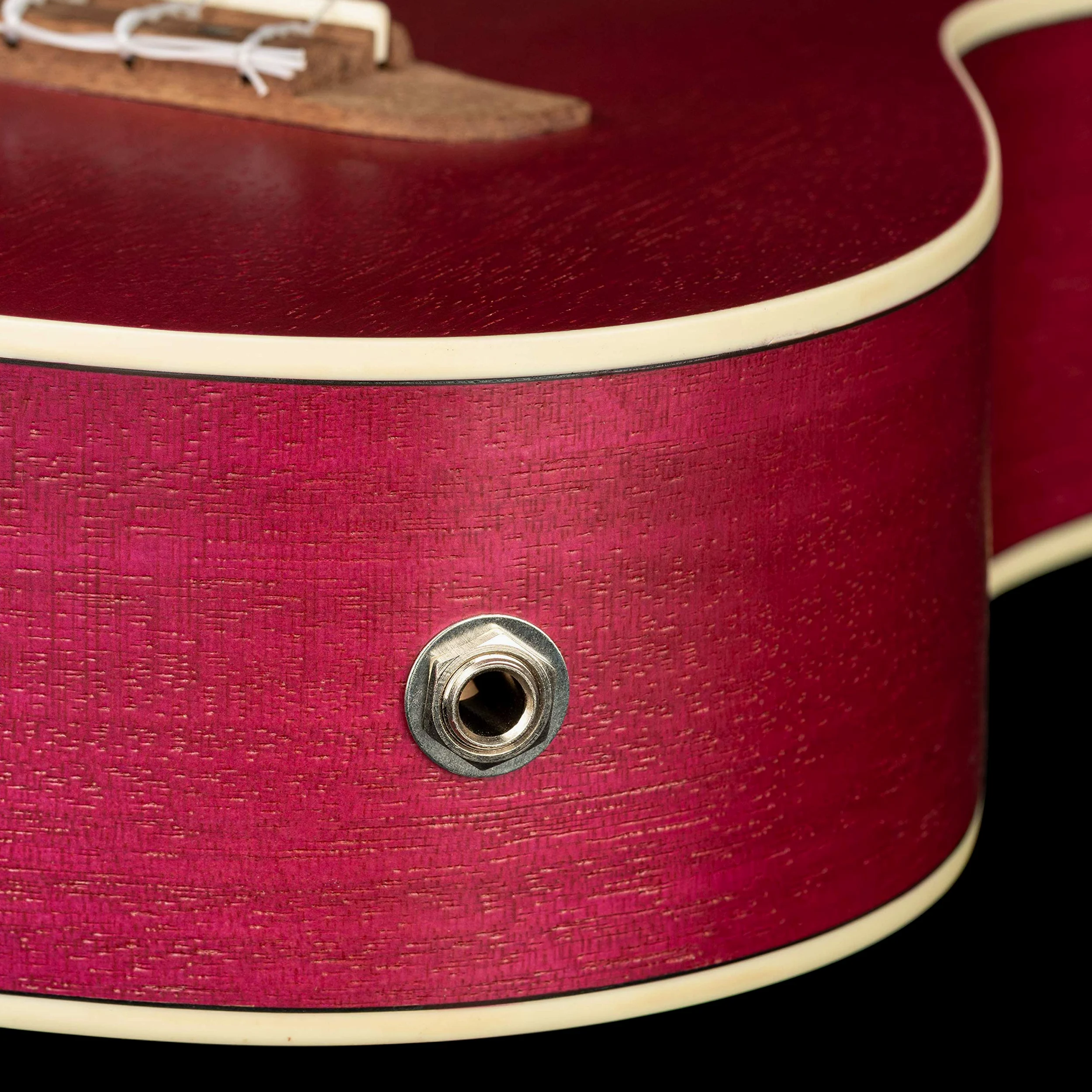 Ortega Guitars Ukulele Concerto Elettro-Acustico – Earth Series – con Cutaway – Okoume, Berry-Coloured (RURUBY-CE)