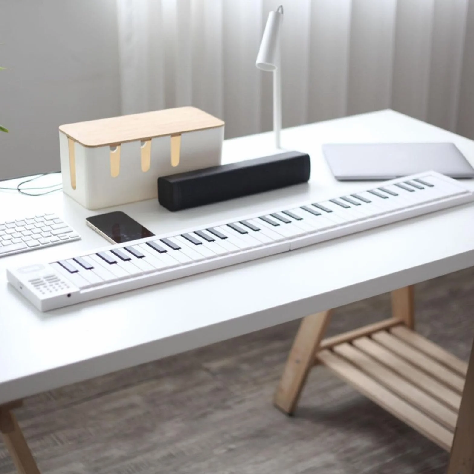 Ausla Tastiera per Pianoforte Pieghevole Portatile 61 Tastiera di Musica Elettrica Chiave con Viaggio Portatile Sustain Pedal Midi, Ideale per Tutti i Musicisti, Principianti, Studenti,