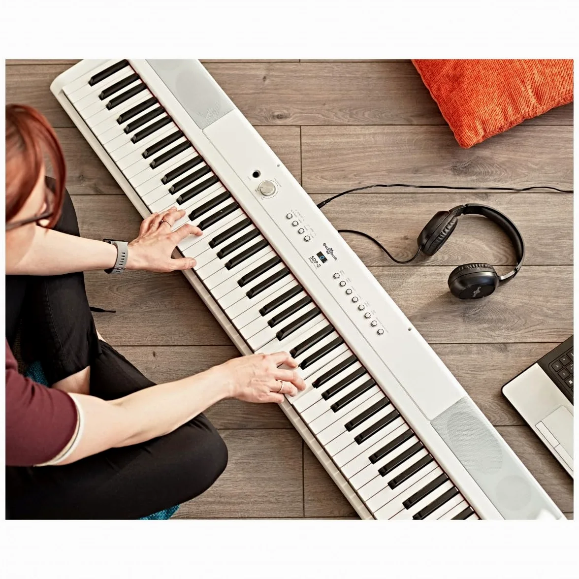 SDP-2 Pianoforte da Palcoscenico di Gear4music con Supporto Pedale e Cuffie Bianco | Piano digitale 88 tasti pesati, altoparlanti stereo integrati e uscita cuffie, RCA e USB MIDI