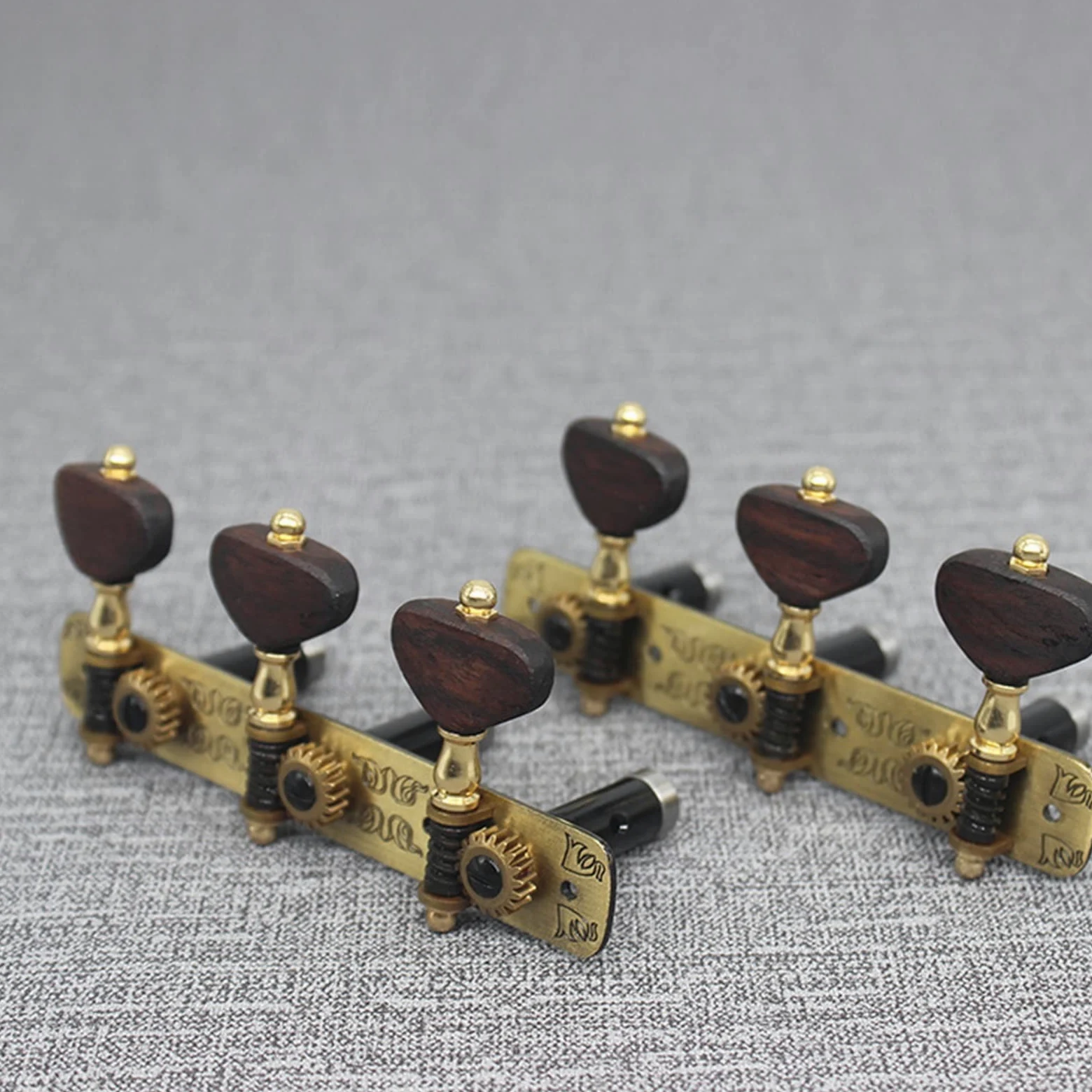2 Pezzi Corde Per Chitarra Classica Aperte Professionali Chiavi Di Accordatura Pioli Parti Di Ricambio Per Testa Di Macchina Per Chitarra Piroli Accordatura per Chitarra