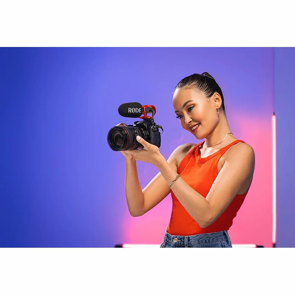 RØDE VideoMic GO II Microfono a canna ultra-compatto per fotocamere con uscite da 3,5 mm e USB per cinema, creazione di contenuti, podcasting e videochiamate