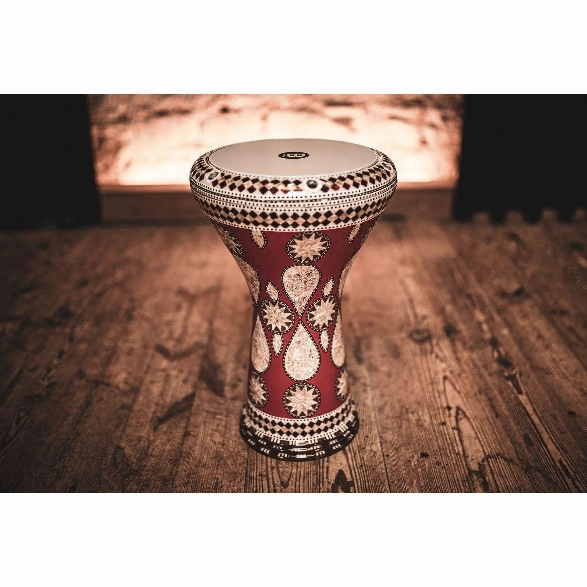 Meinl Percussion Artisan Series Doumbek – Tamburo a Mano Grande – Pelle Sintetica – Diametro 8.75 Pollici – Aluminum, Mosaic Imperial (AEED2)