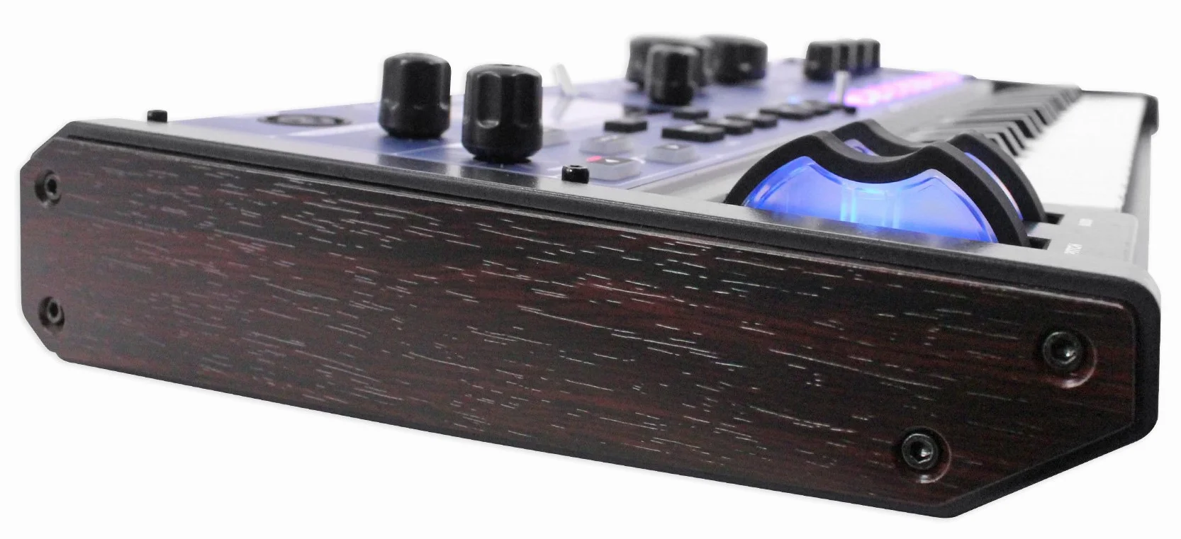 Novation MiniNova, sintetizzatore a modellazione analogica con 37 mini tasti - Mini-synth compatto e potente con effetto vocoder e correttore d'intonazione, 256 suoni integrati e cinque effetti vocali