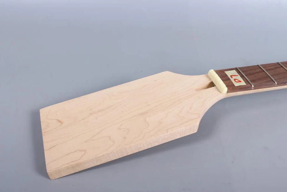Manico per Chitarra baritono 24 Tasti 30 Pollici Tastiera in Acero Palissandro Nessun intarsio Paddle Testa Manici per Chitarra Fai-da-Te