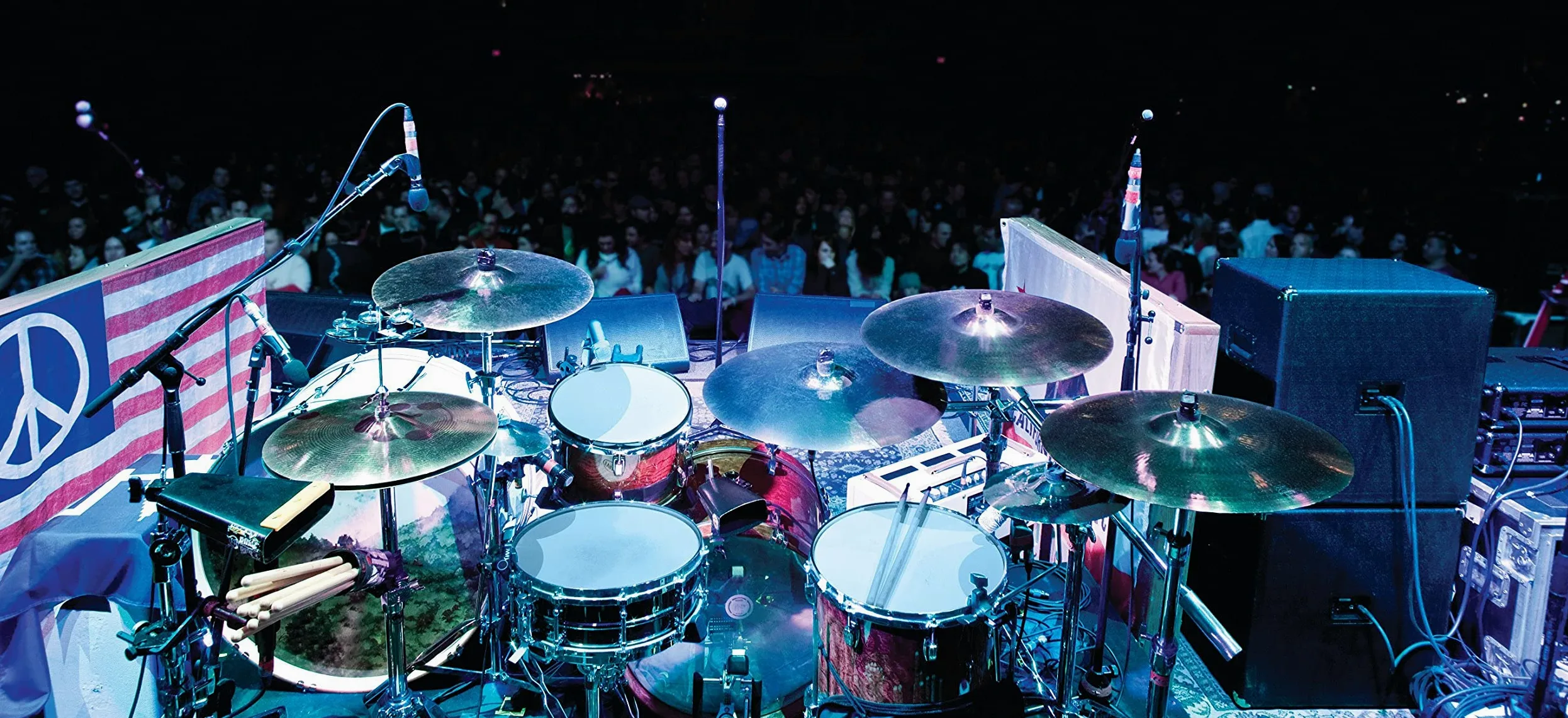 Shure BETA 57A Strumento Microfono - MIC Supercardioid Dynamic per applicazioni vocali e strumentali con elemento di neodimio ad alta uscita