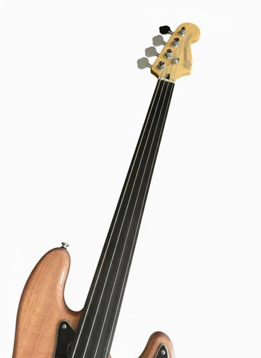 Basso elettrico con corpo in mogano massello naturale, pickup PJ, opzioni e senza tasti(Fretless)