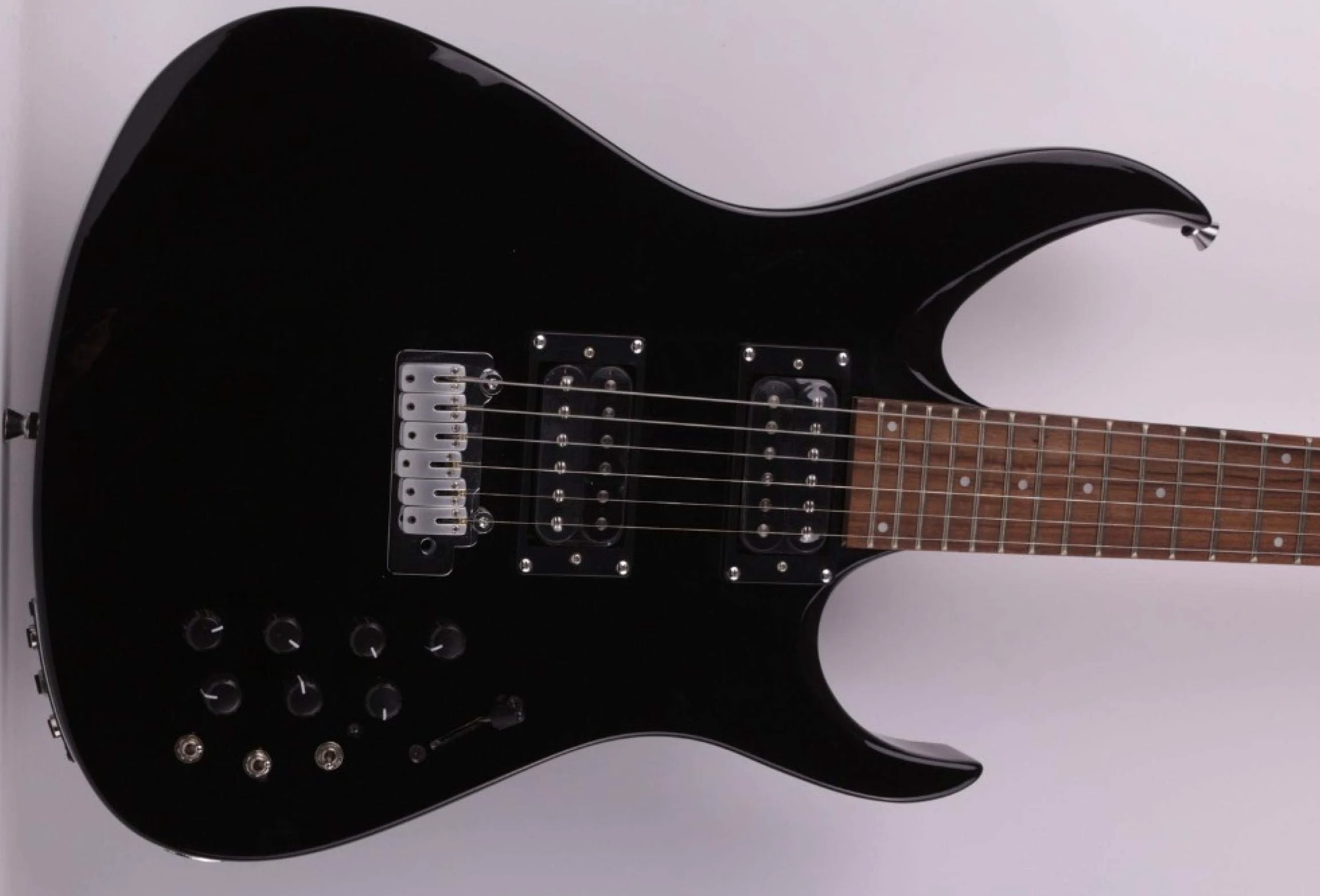 Chitarra elettrica silenziosa incorporata effetto portatile da viaggio nera