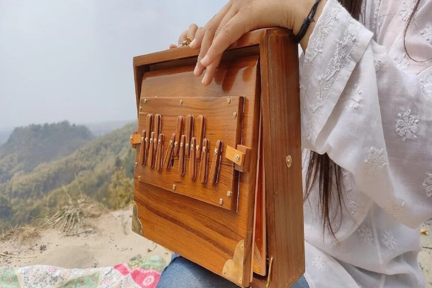 Shruti Box da 30,5 cm con 13 note Tuned 432 Hertz Borsa imbottita realizzata in legno di teak, BK4555555555555