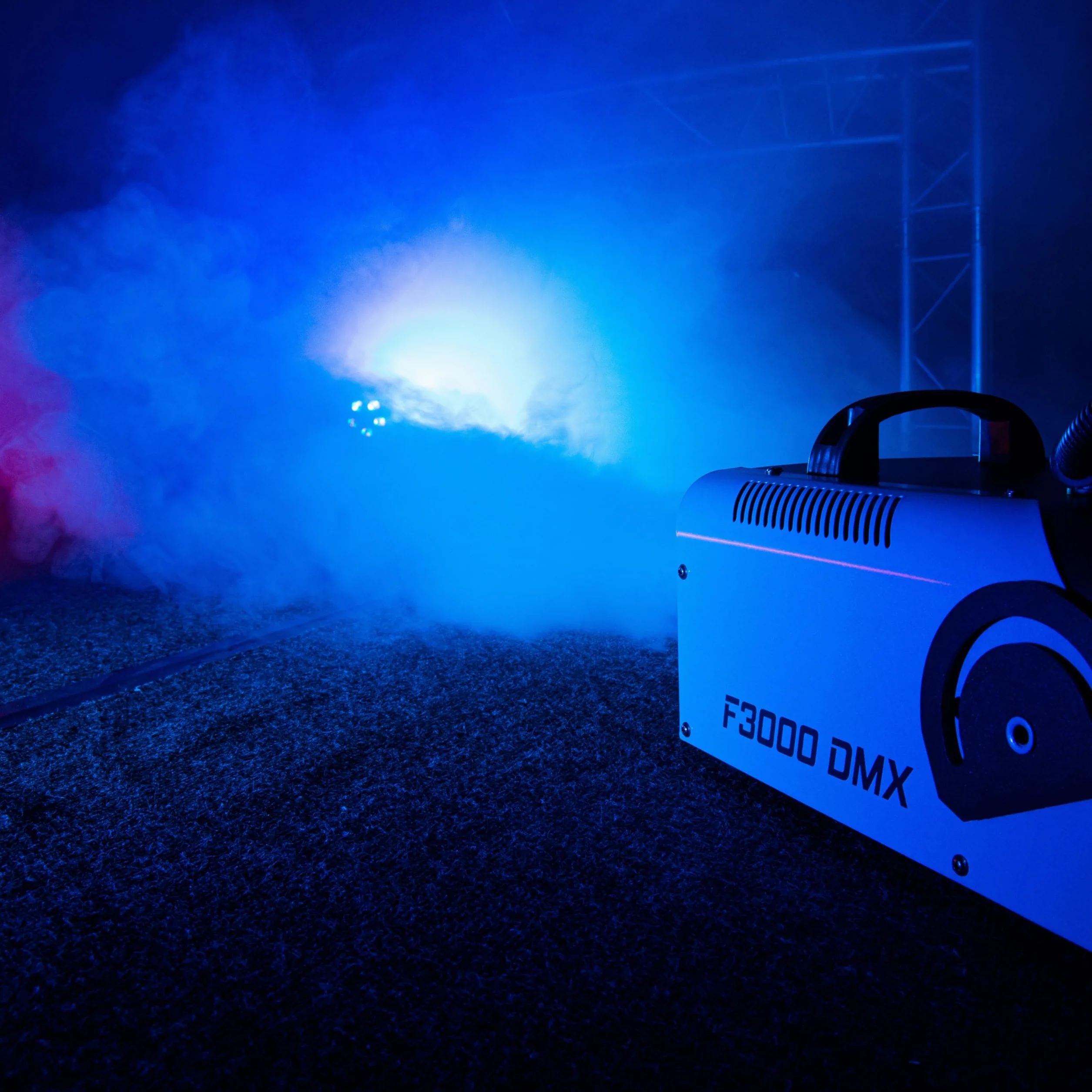 BOOMTONE Machine à fumée F3000 DMX, idéale pour mariage, soirées à thèmes, discothèque, fournie avec deux télécommandes 1 filaire et 1 sans fil, facile à transporter