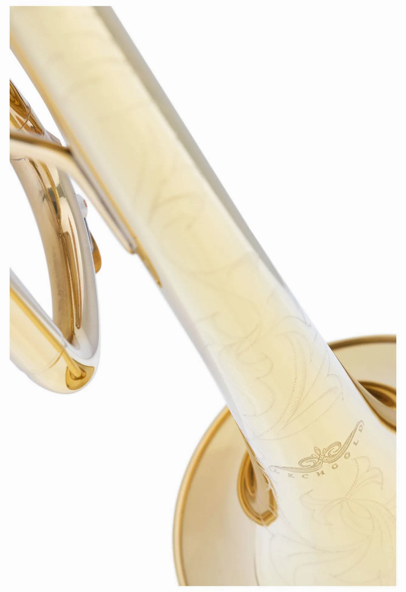 TR-18LW Tromba Bb Lightweight verniciata - Tromba in Bb con finitura trasparente - In ottone - Campana Ø: 124 mm - Valvole in acciaio inox - Foratura ML: 11,68 mm - Inclusa custodia leggera