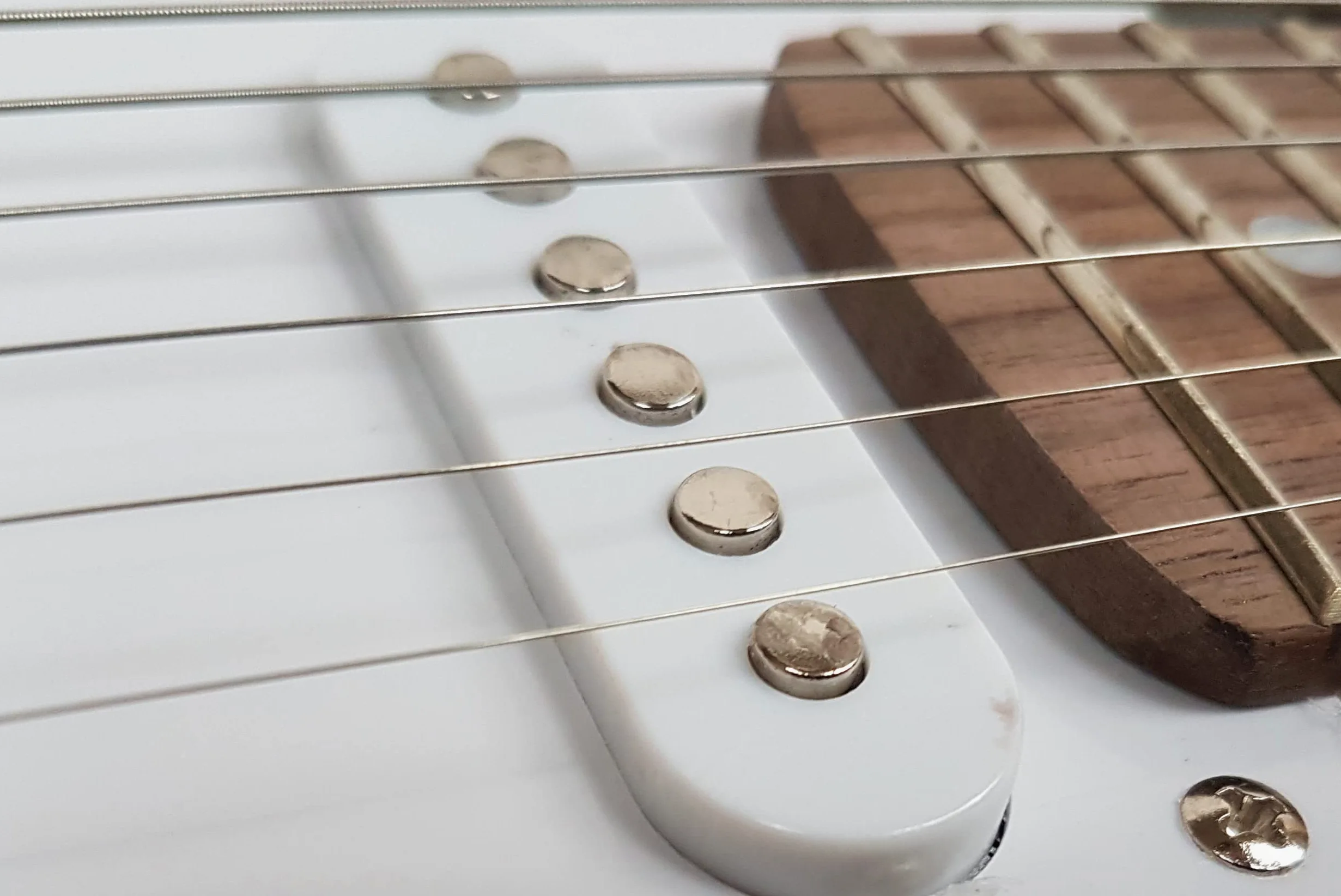 CHITARRE ELETTRICHE BIANCO - CHITARRA ELETTRICA BIANCO - MSA VISION - PICKUP - TREMOLO - ST5W