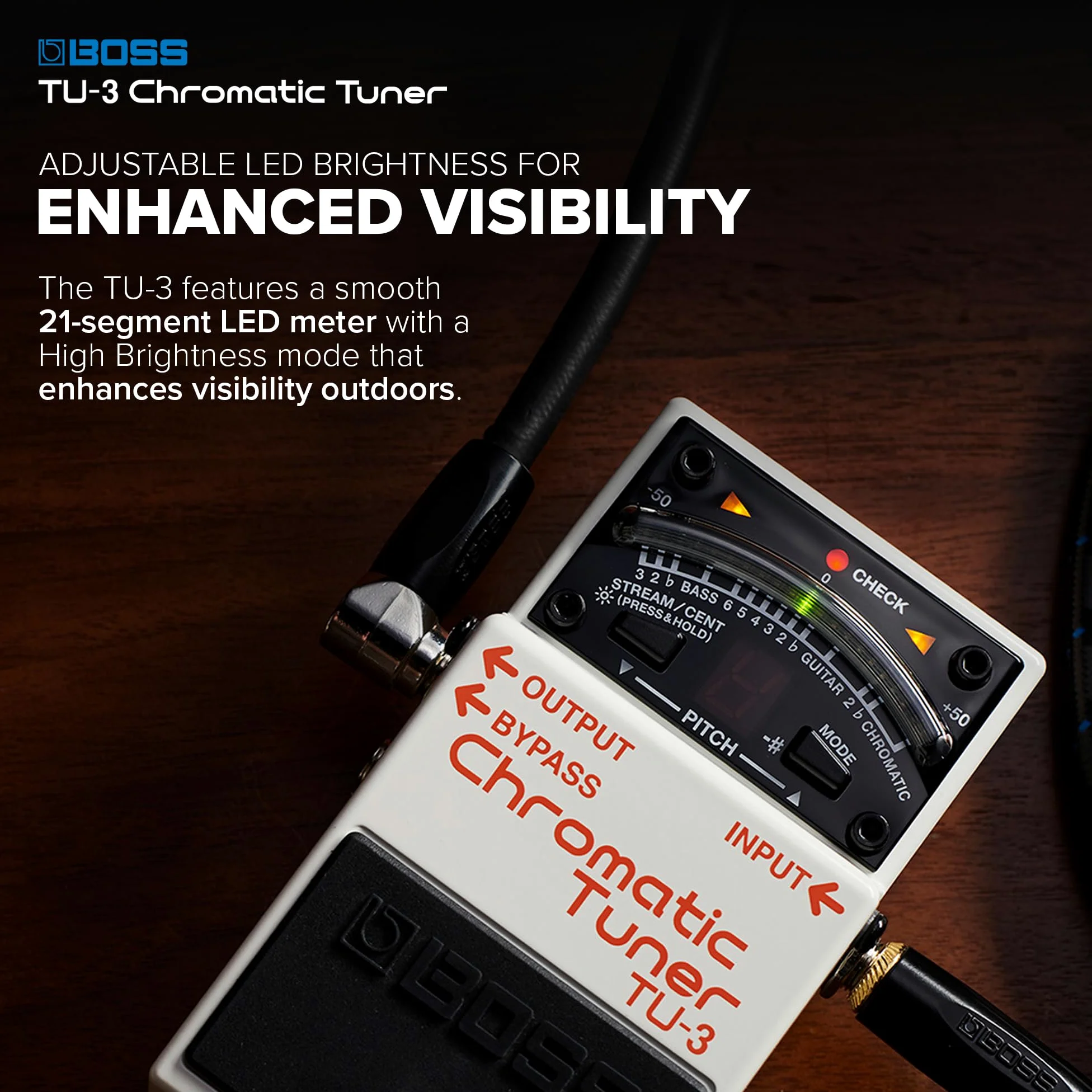 BOSS TU-3 Pedale Accordatore per Chitarra, la modalità High-Brightness migliora la visibilità del misuratore all'aperto
