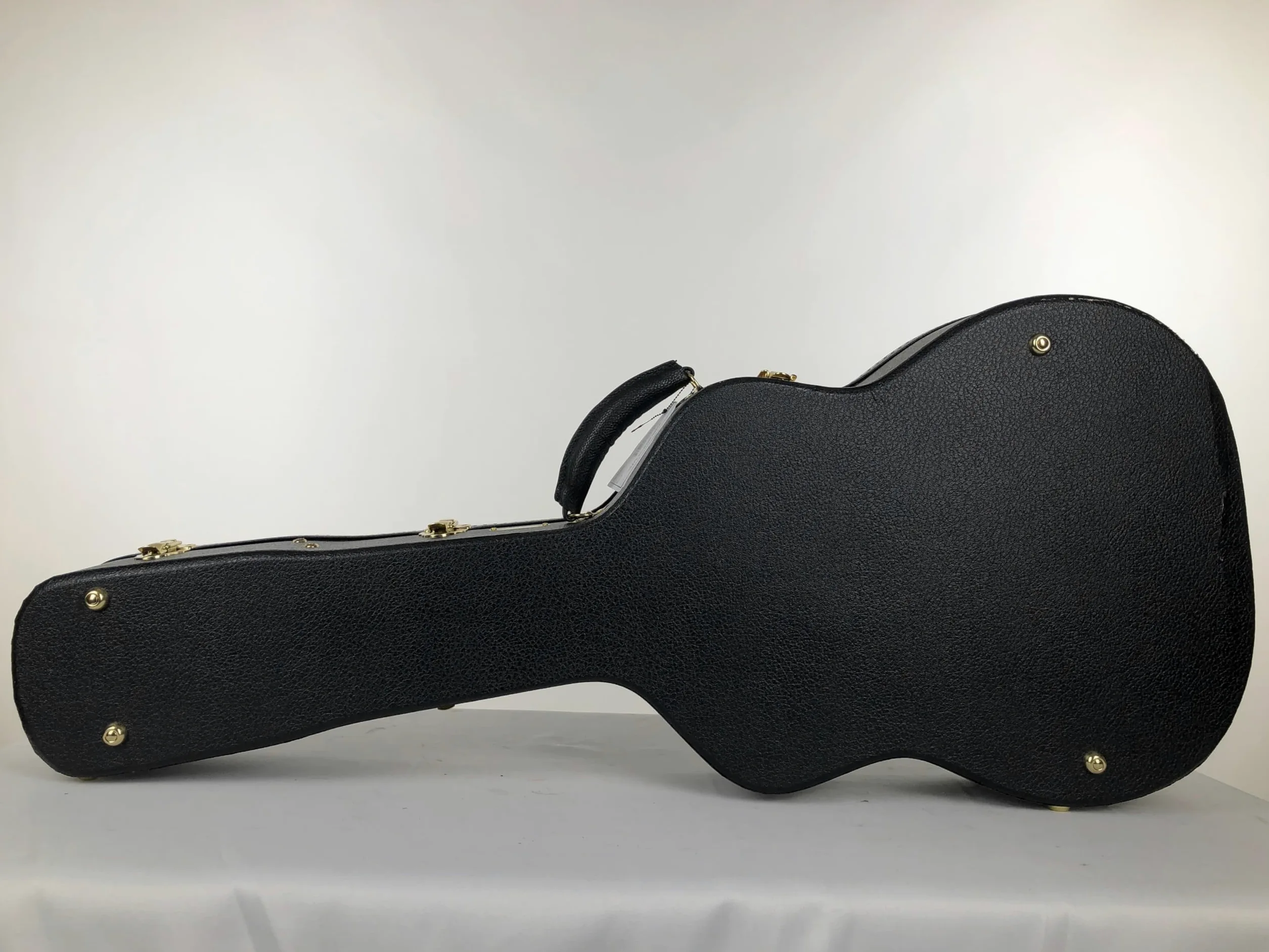 Martin - C533EC Custodia Rigida 5 Strati per Chitarra Acustica 000/OM 14 Tasti, Finitura Cabernet