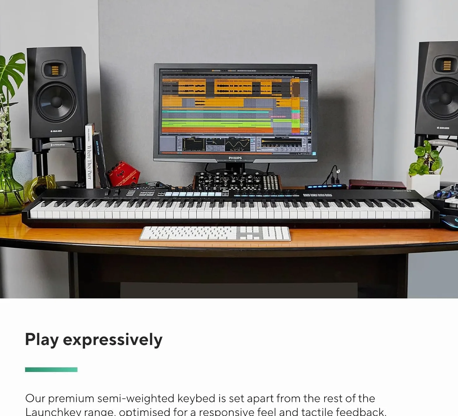 Novation Launchkey 88 [MK3] - Tastiera MIDI di alta qualità a 88 note per creare musica con espressività, nero