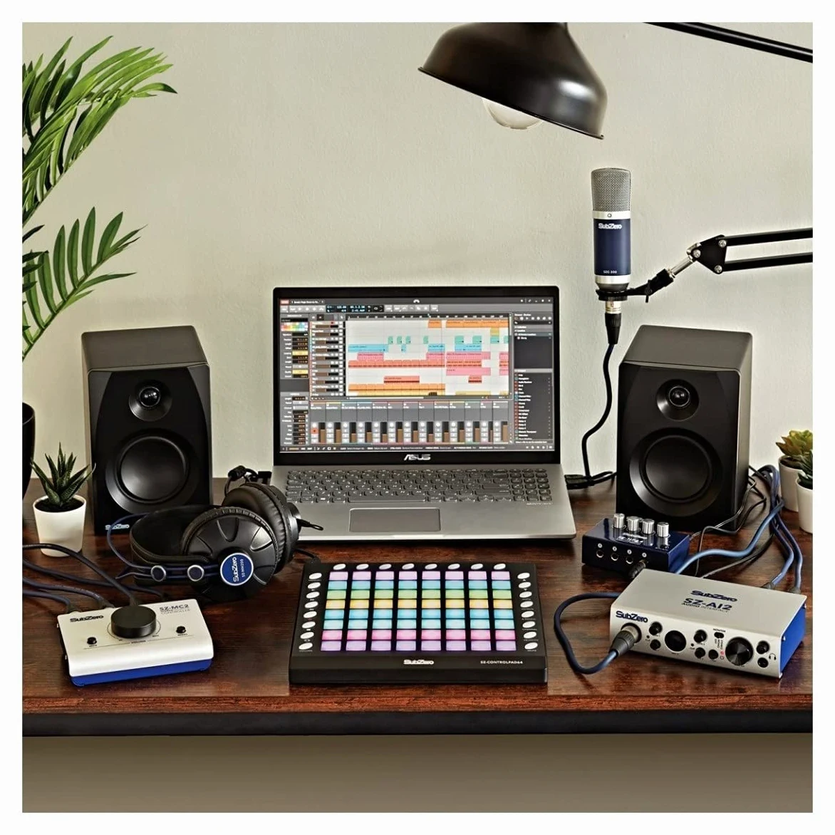 BASE-2 Kit Studio di Registrazione Audio Musicale con Microfono, Interfaccia Audio e DAW