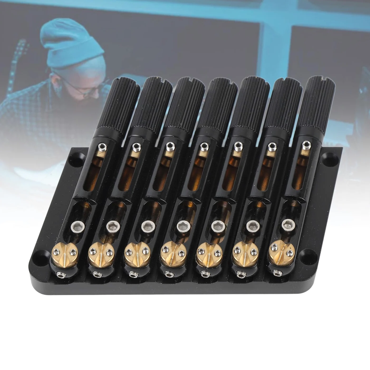 POENVFPO Sostituzione di Ponte di Chitarra Senza Testa, 7 Corde in Acciaio Legato e Ottone, Qualità Tonale e Suono Migliorata per Chitarra Elettrica (GA1127)