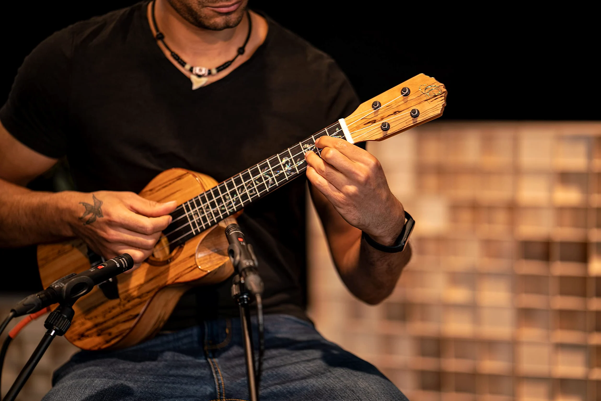 Ortega Guitars Ukulele Concerto Elettro-Acustico – Elite Series – Gig Bag Inclusa – Spalted Acero, Natural (RUET-SMA)